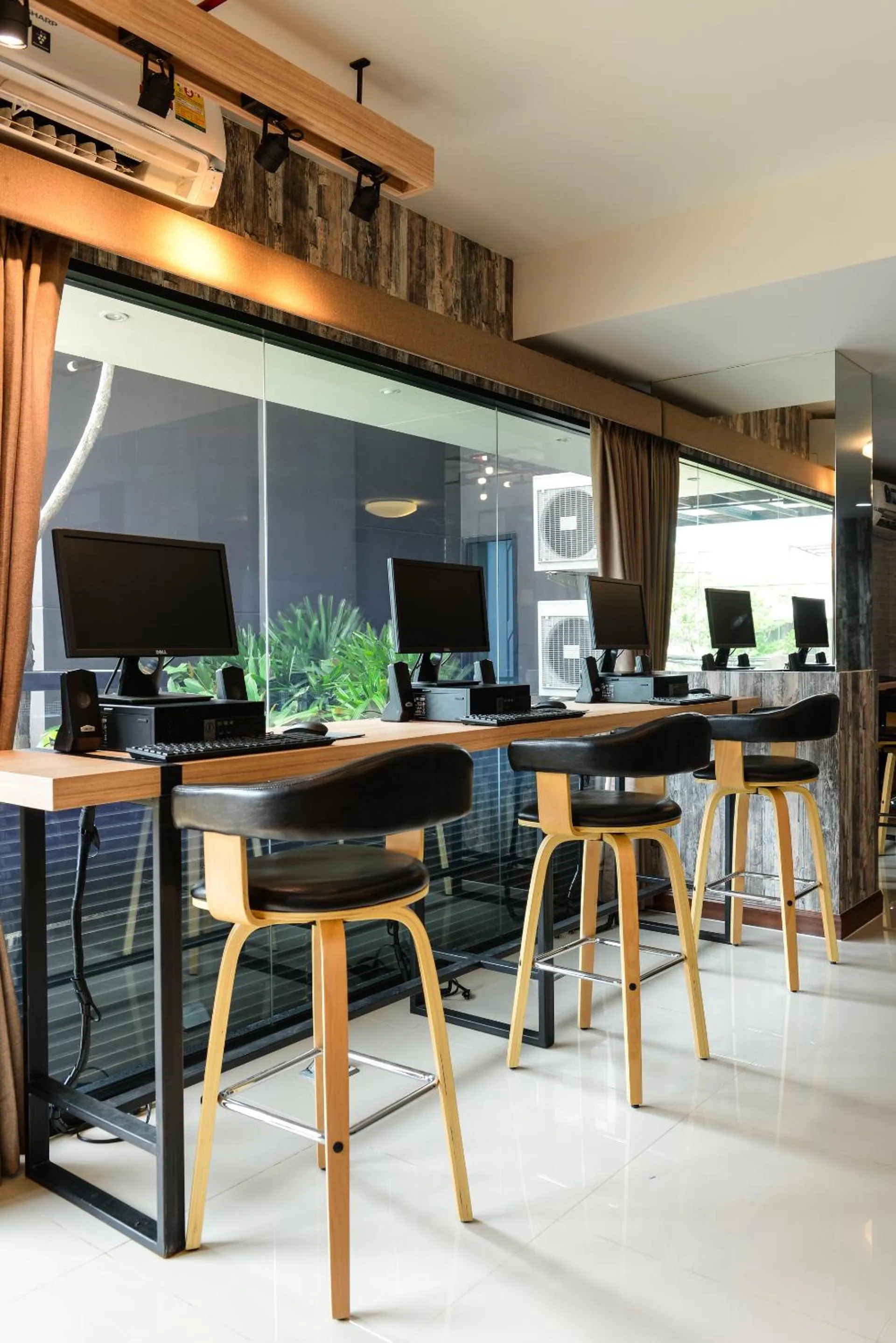 SiRi Ratchada Bangkok