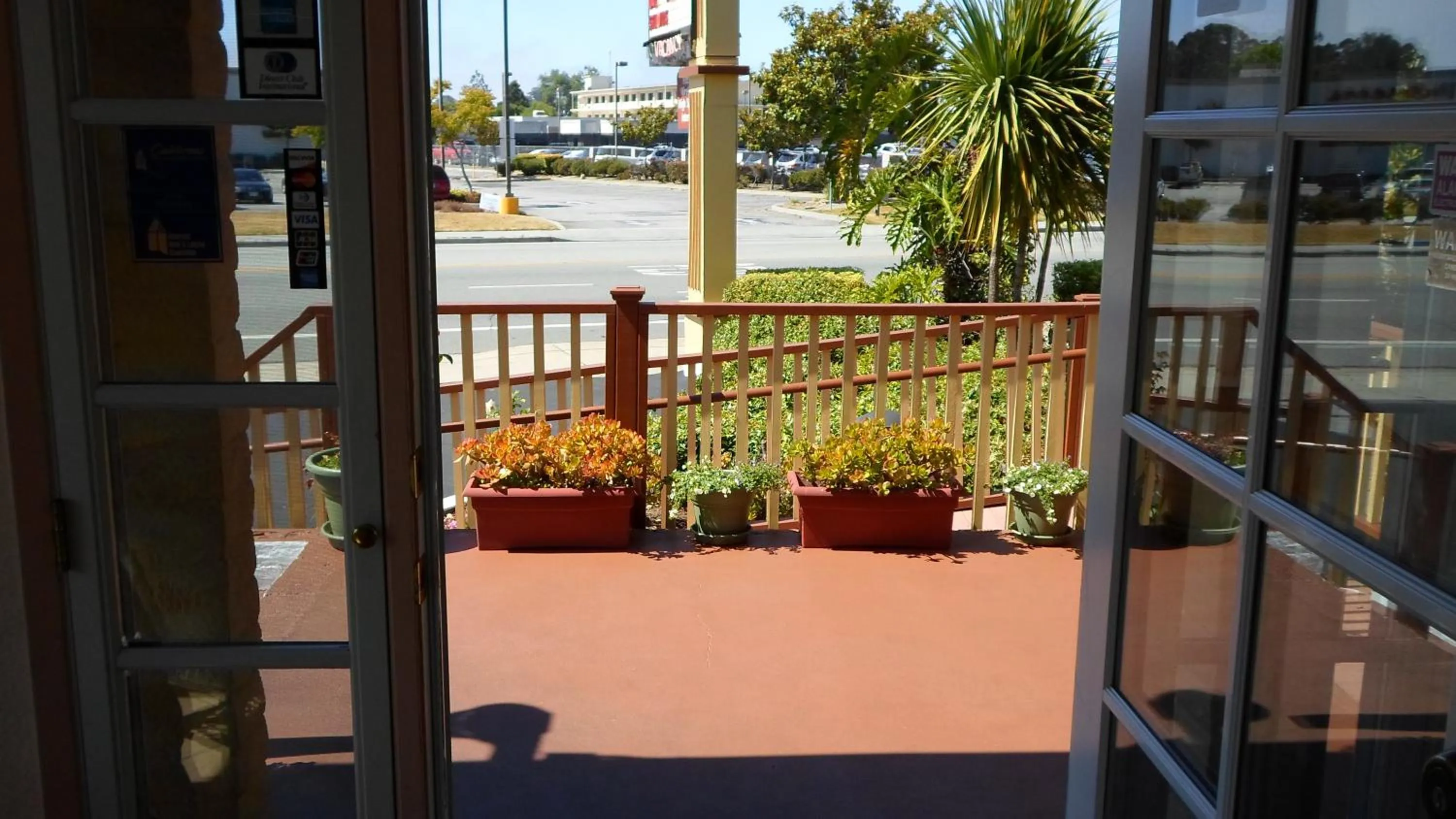 Decorative detail in Hitching Post Studios Inn