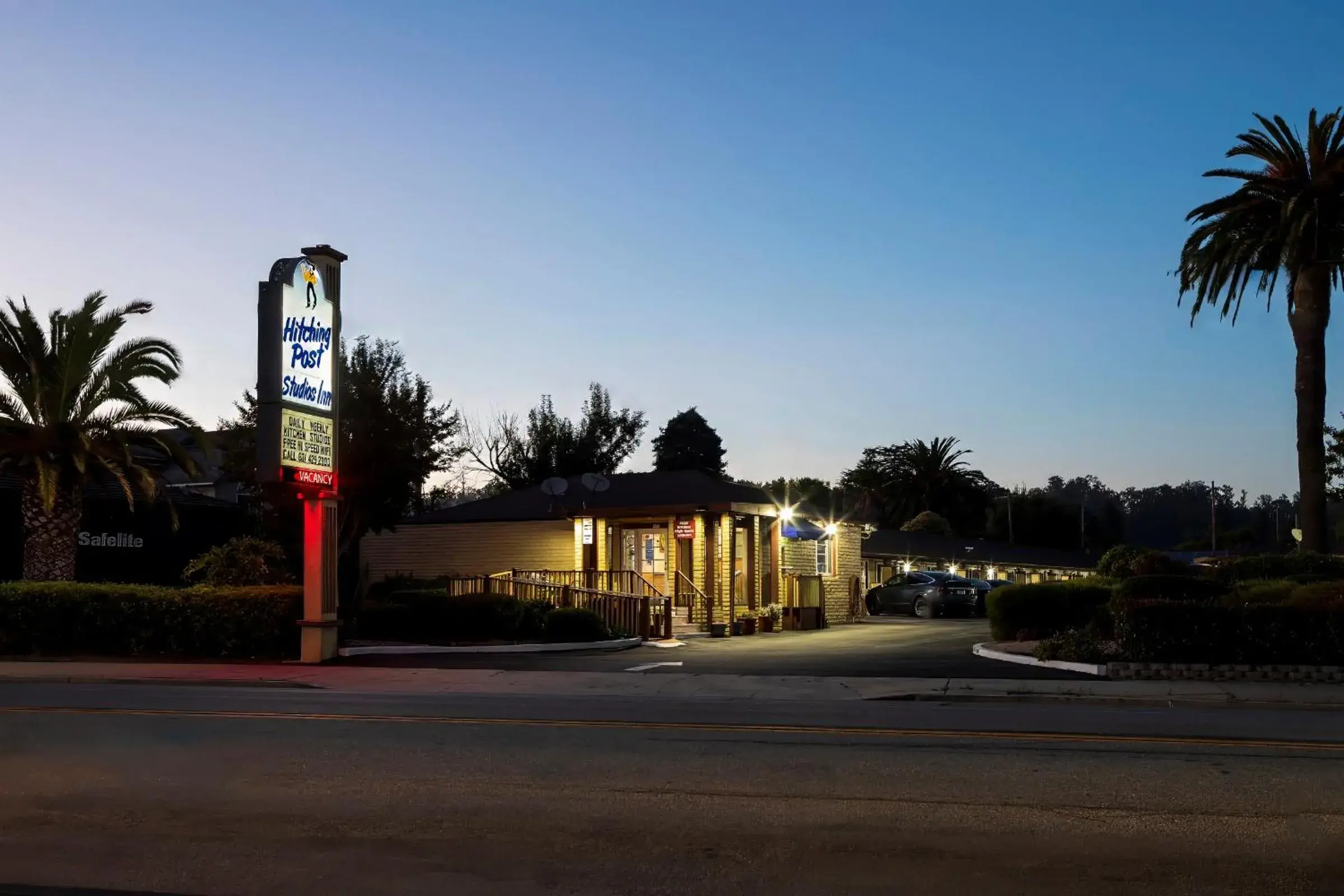 Property building in Hitching Post Studios Inn Property building in Hitching Post Studios Inn