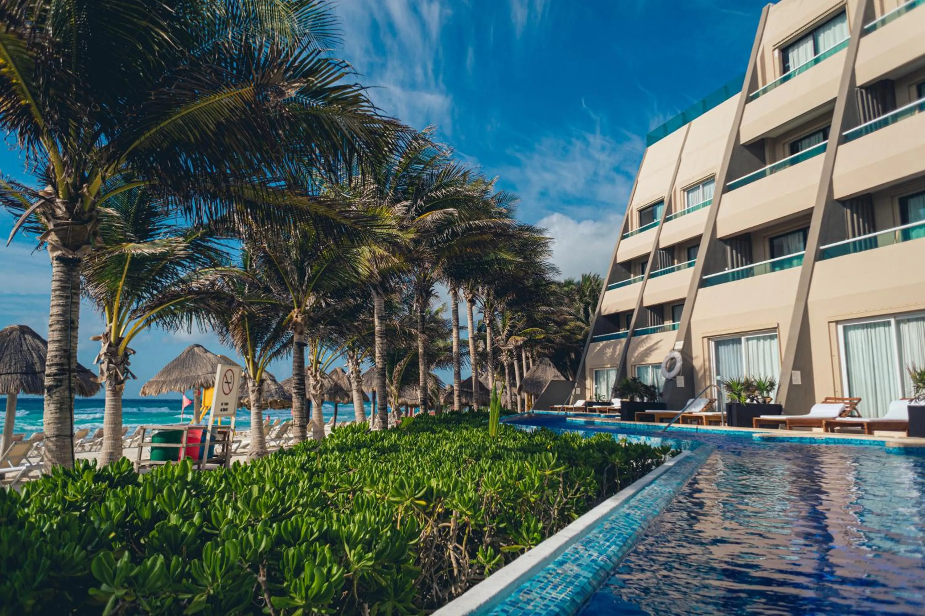 Day in Flamingo Cancun All Inclusive