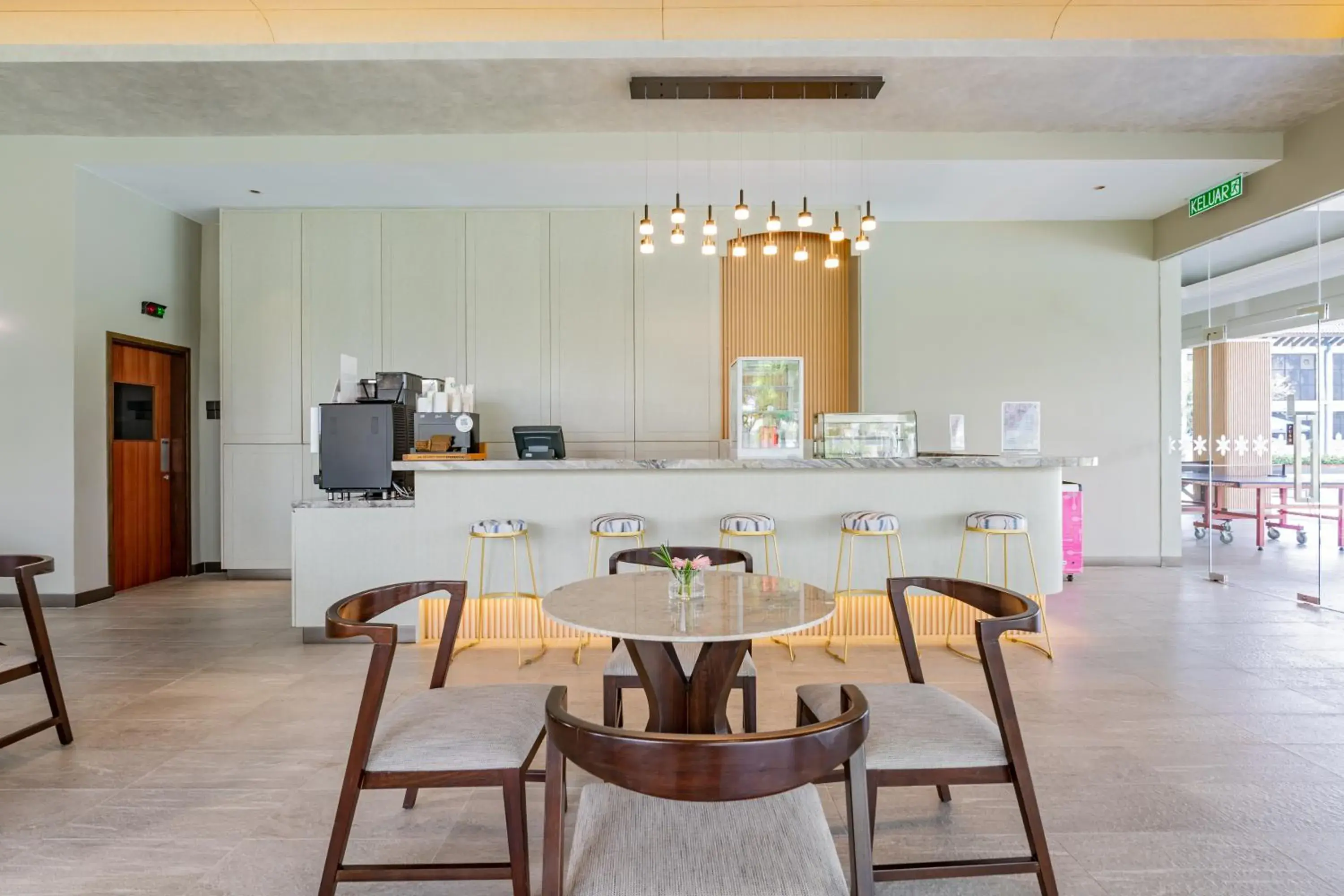 Food and drinks in Glenmarie Hotel and Golf Resort Food and drinks in Glenmarie Hotel and Golf Resort