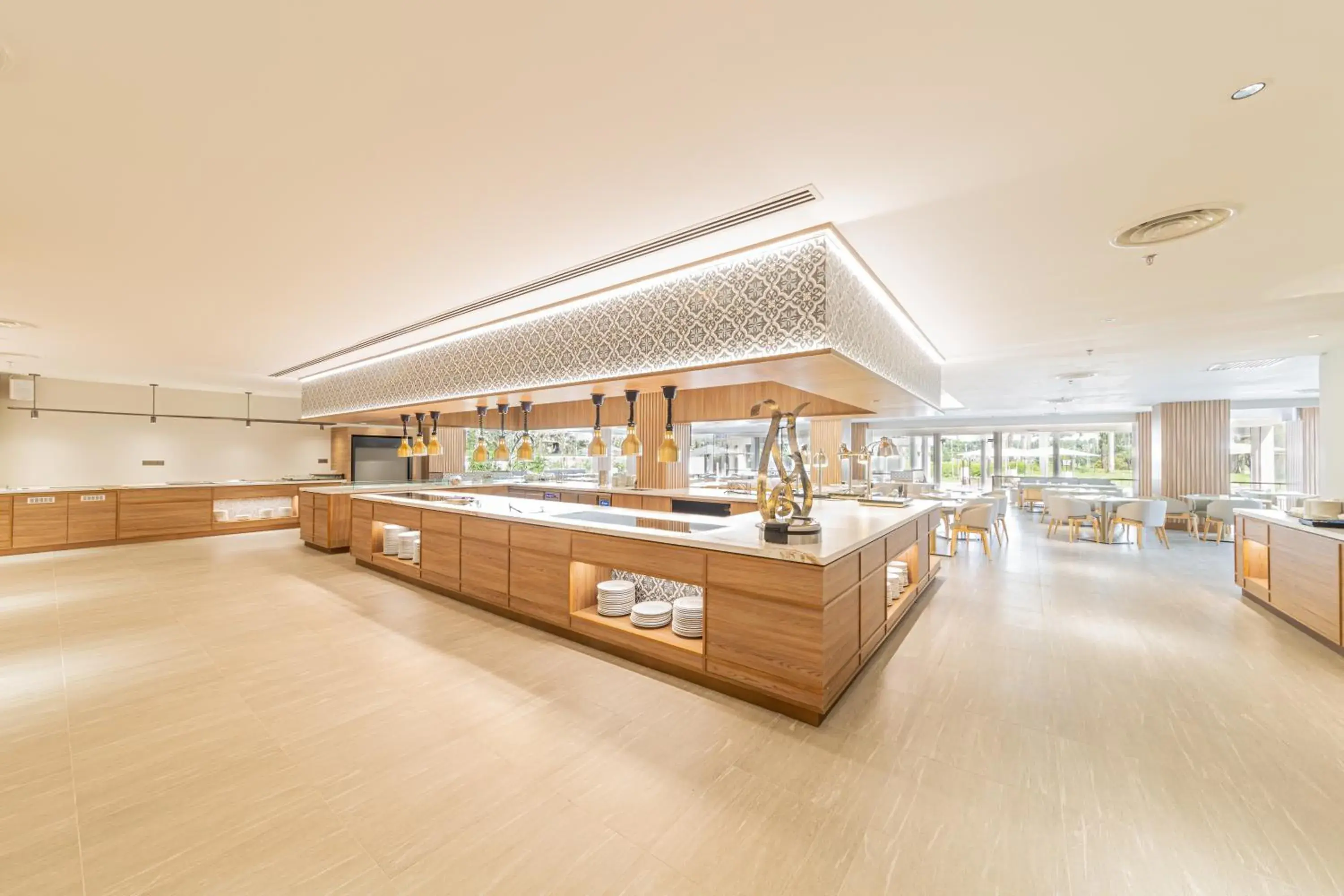 Restaurant/places to eat in Glenmarie Hotel and Golf Resort Restaurant/places to eat in Glenmarie Hotel and Golf Resort