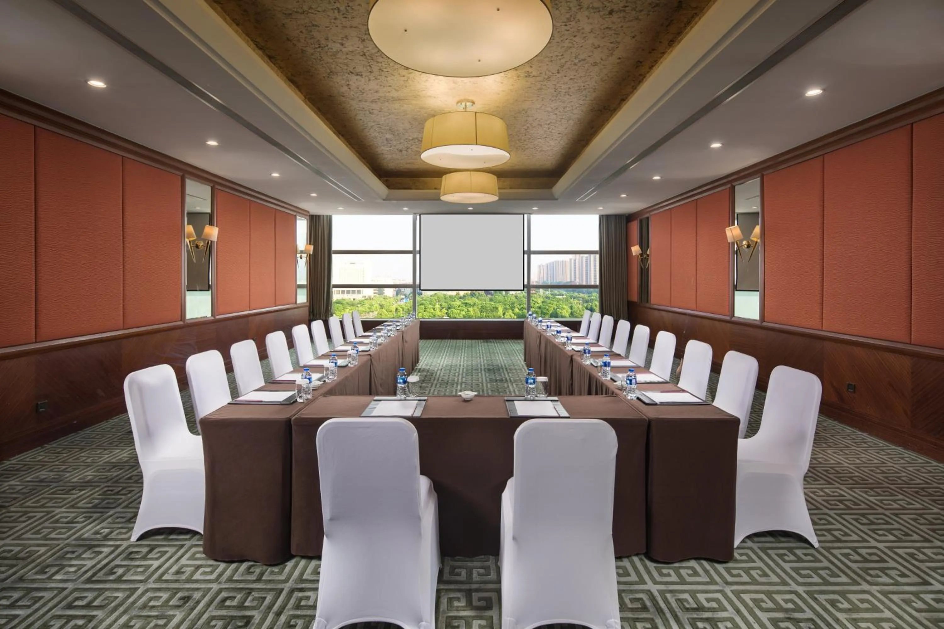 Meeting/conference room in Crowne Plaza Wuxi City Center