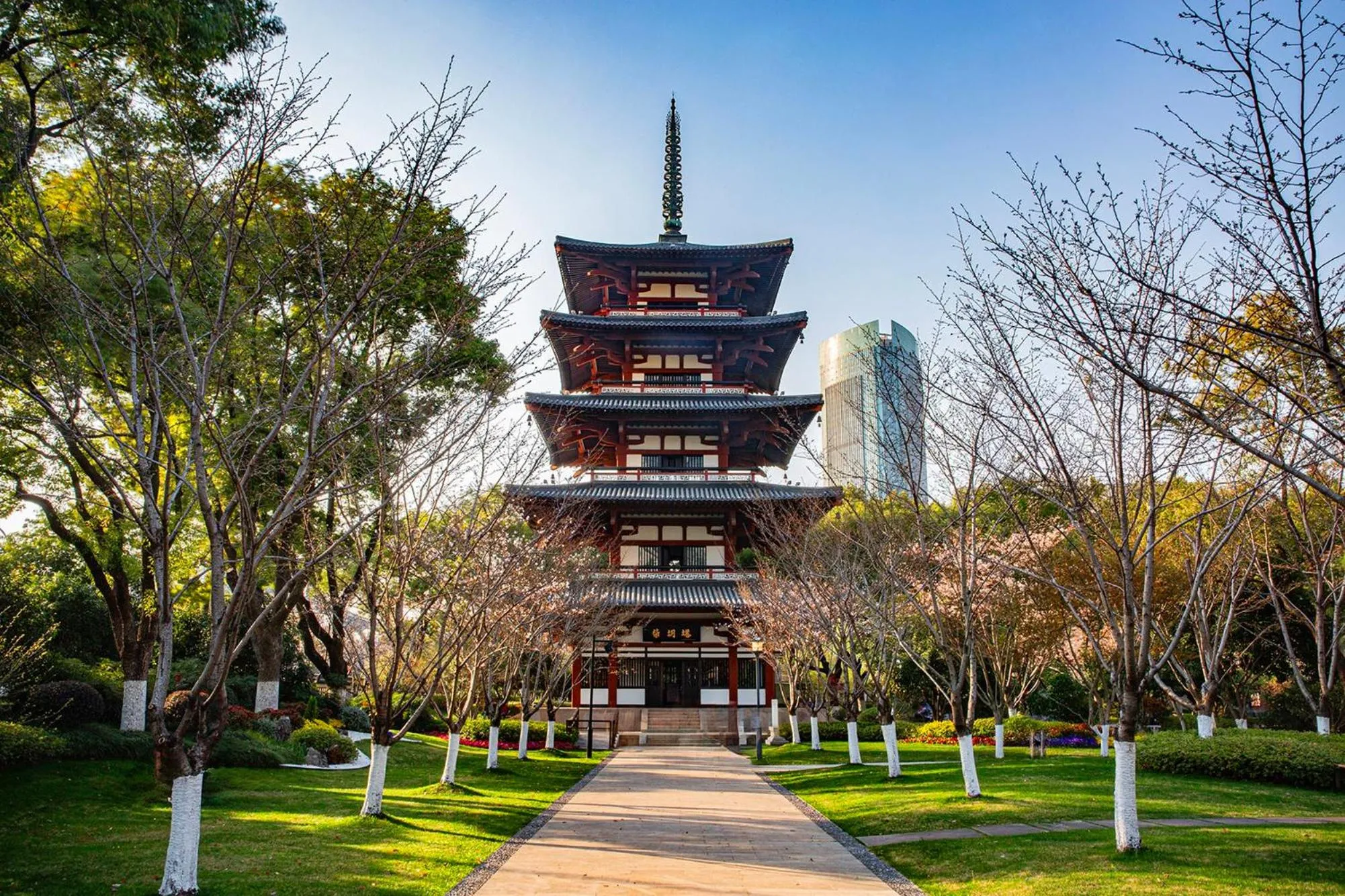 Property building in Crowne Plaza Wuxi City Center