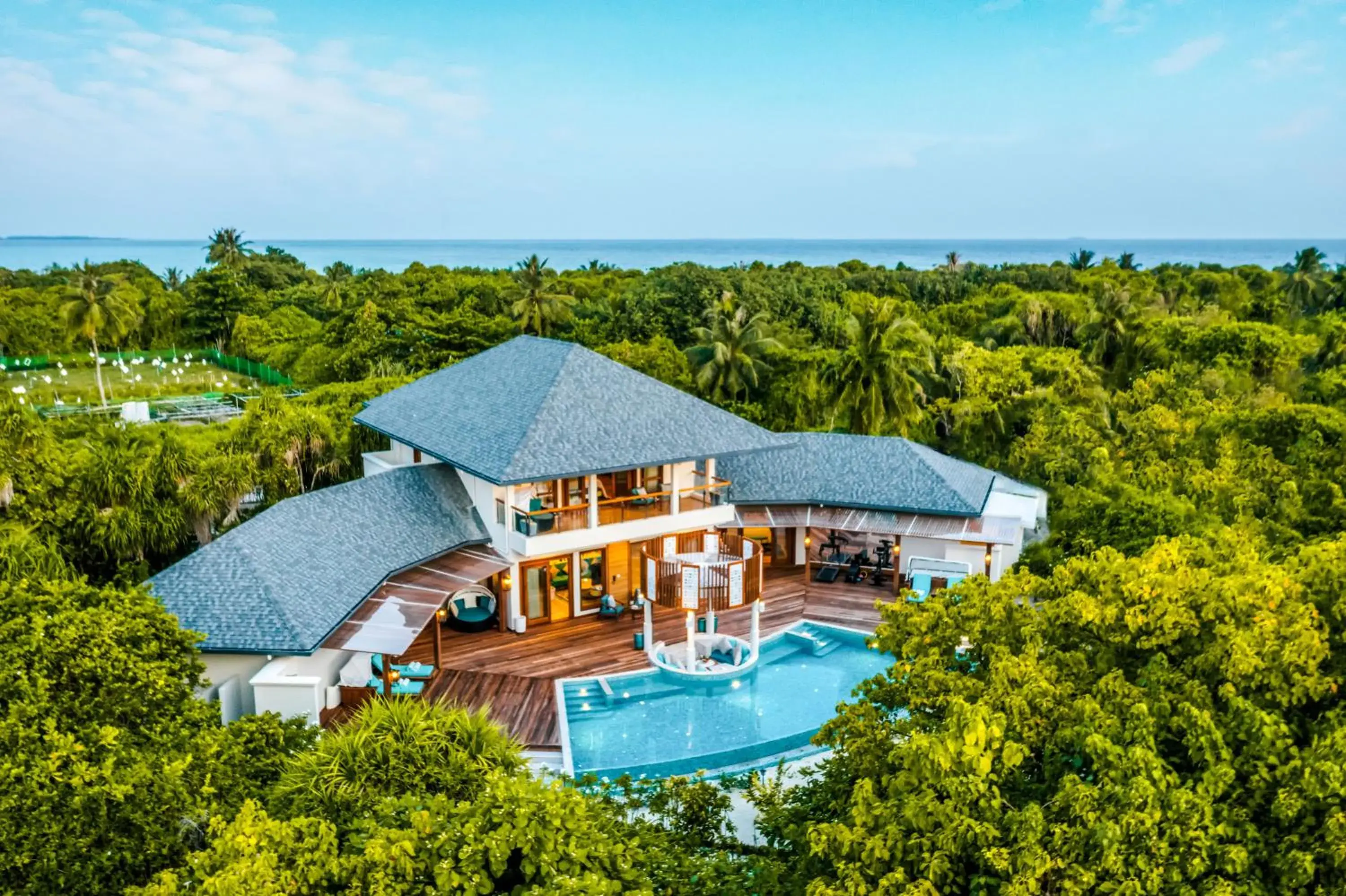 Property building in Hideaway Beach Resort & Spa, FREE SHARED CHARTER FLIGHT for two on stays of 7 or more nights from September 2025 until 23rd December 2026 Property building in Hideaway Beach Resort & Spa, FREE SHARED CHARTER FLIGHT for two on stays of 7 or more nights from September 2025 until 23rd December 2026