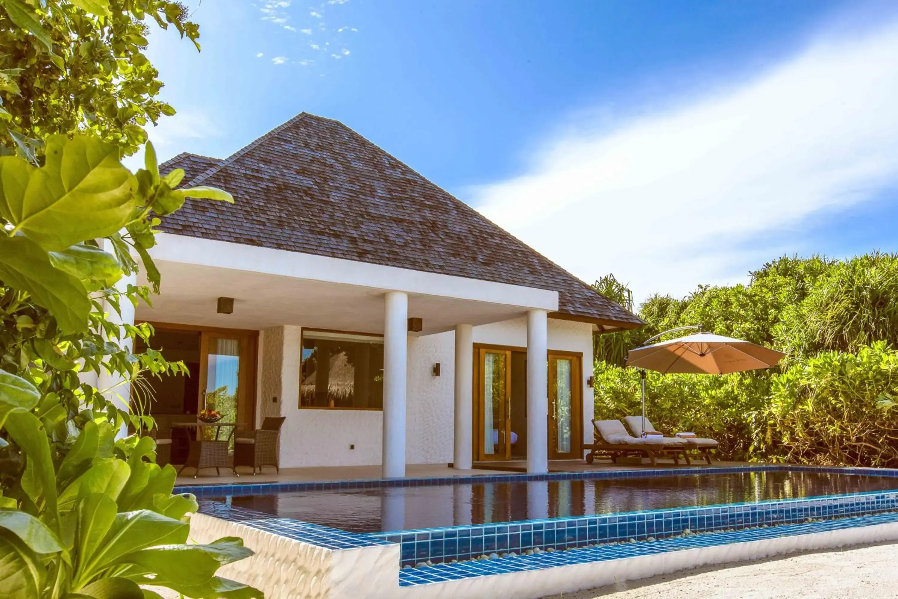 Property building in Hideaway Beach Resort & Spa, FREE SHARED CHARTER FLIGHT for two on stays of 7 or more nights from September 2025 until 23rd December 2026 Property building in Hideaway Beach Resort & Spa, FREE SHARED CHARTER FLIGHT for two on stays of 7 or more nights from September 2025 until 23rd December 2026