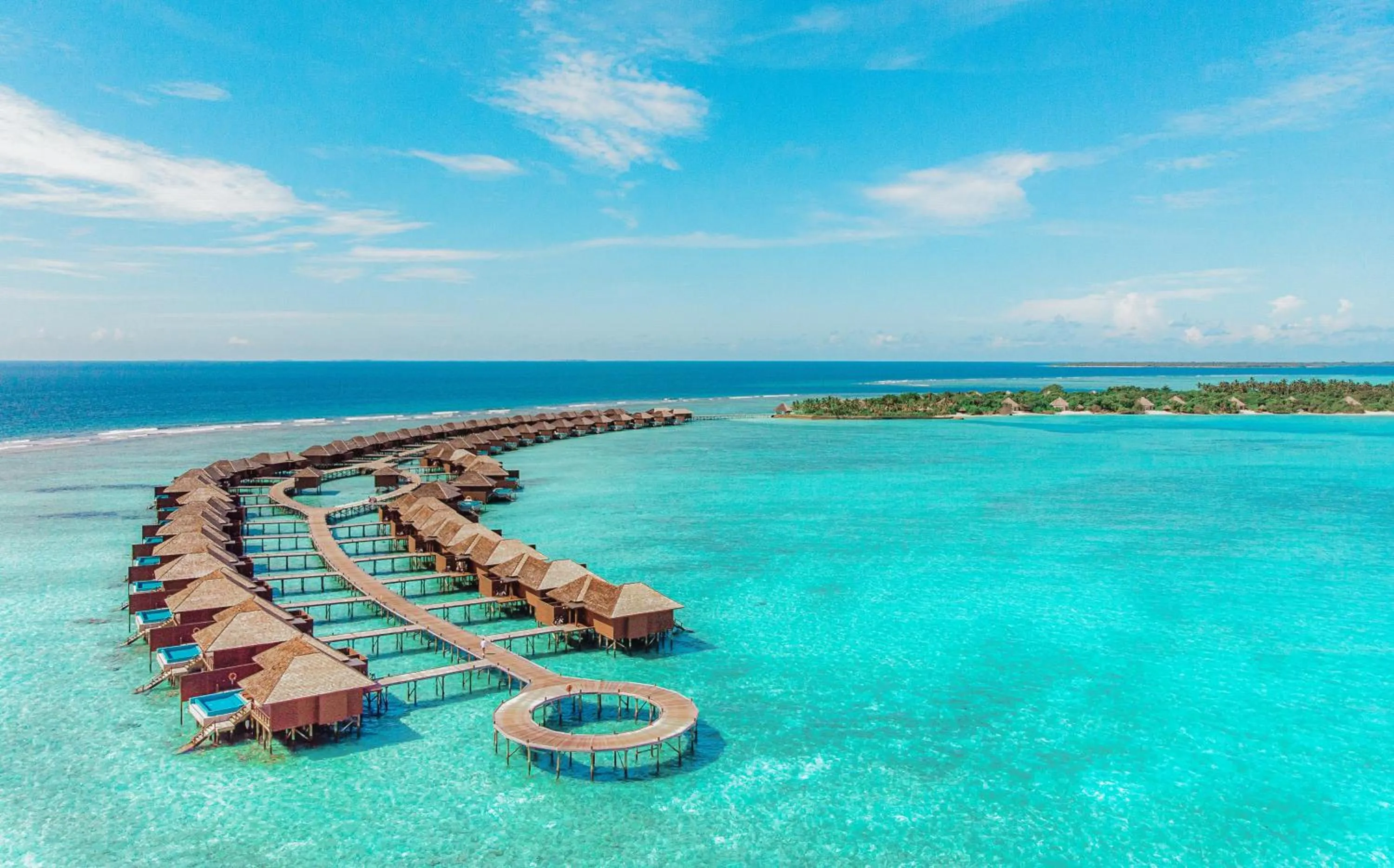 Property building in Hideaway Beach Resort & Spa - FREE SHARED CHARTER FLIGHT for two on stays of 7 or more nights from September 2025 until 23rd December 2026