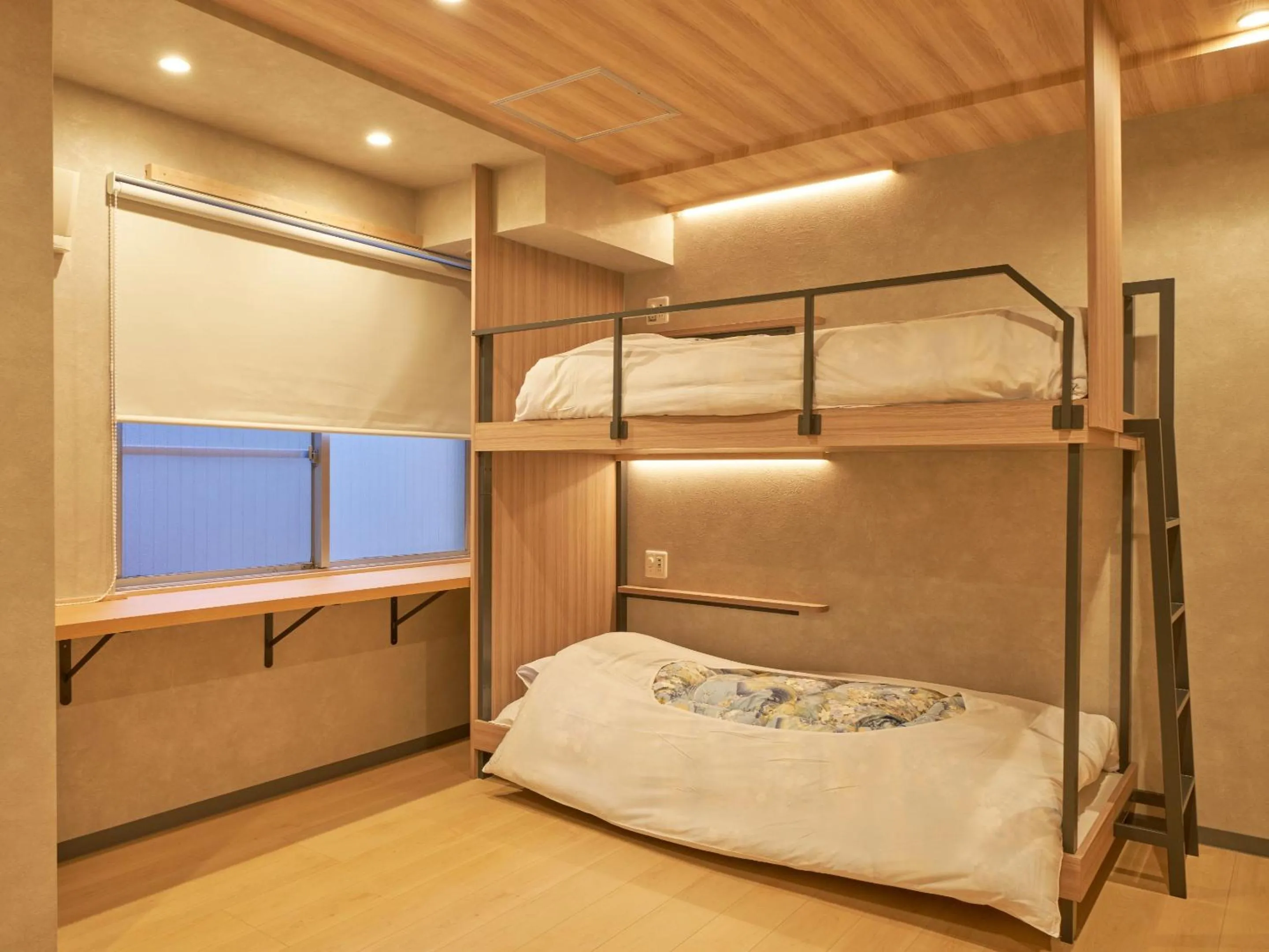 bunk bed, Bed in Gion Shinmonso