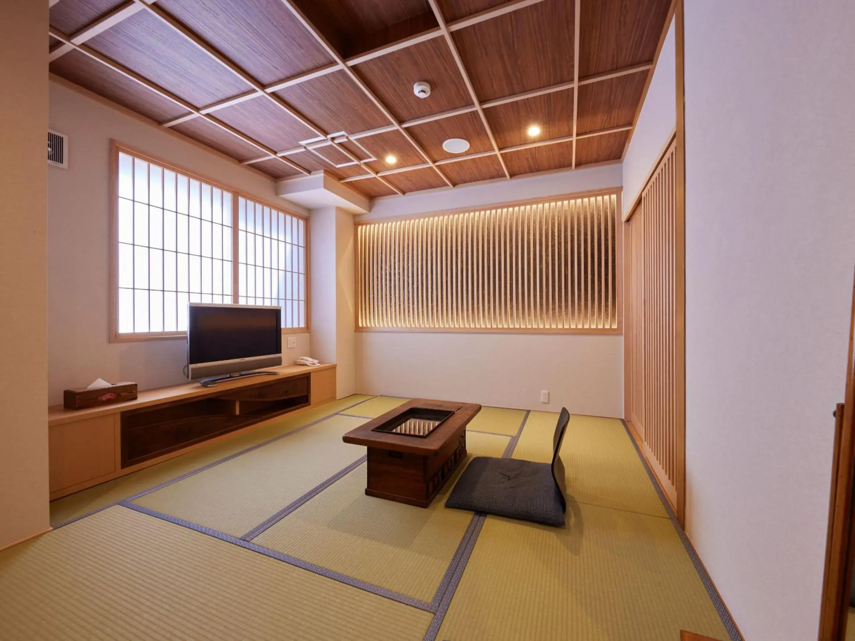 Living room in Gion Shinmonso Living room in Gion Shinmonso