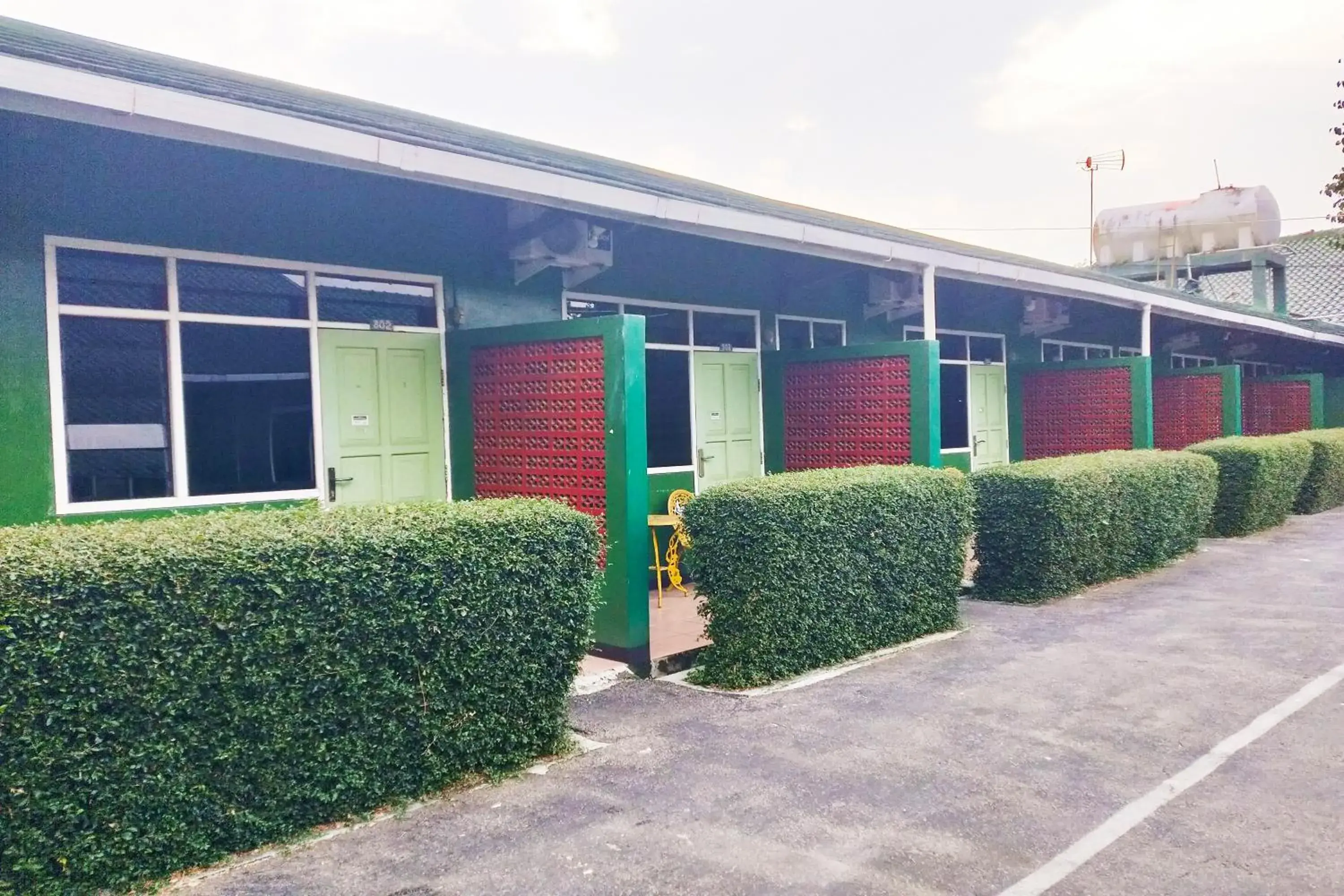 Property building in Hotel Antik Property building in Hotel Antik