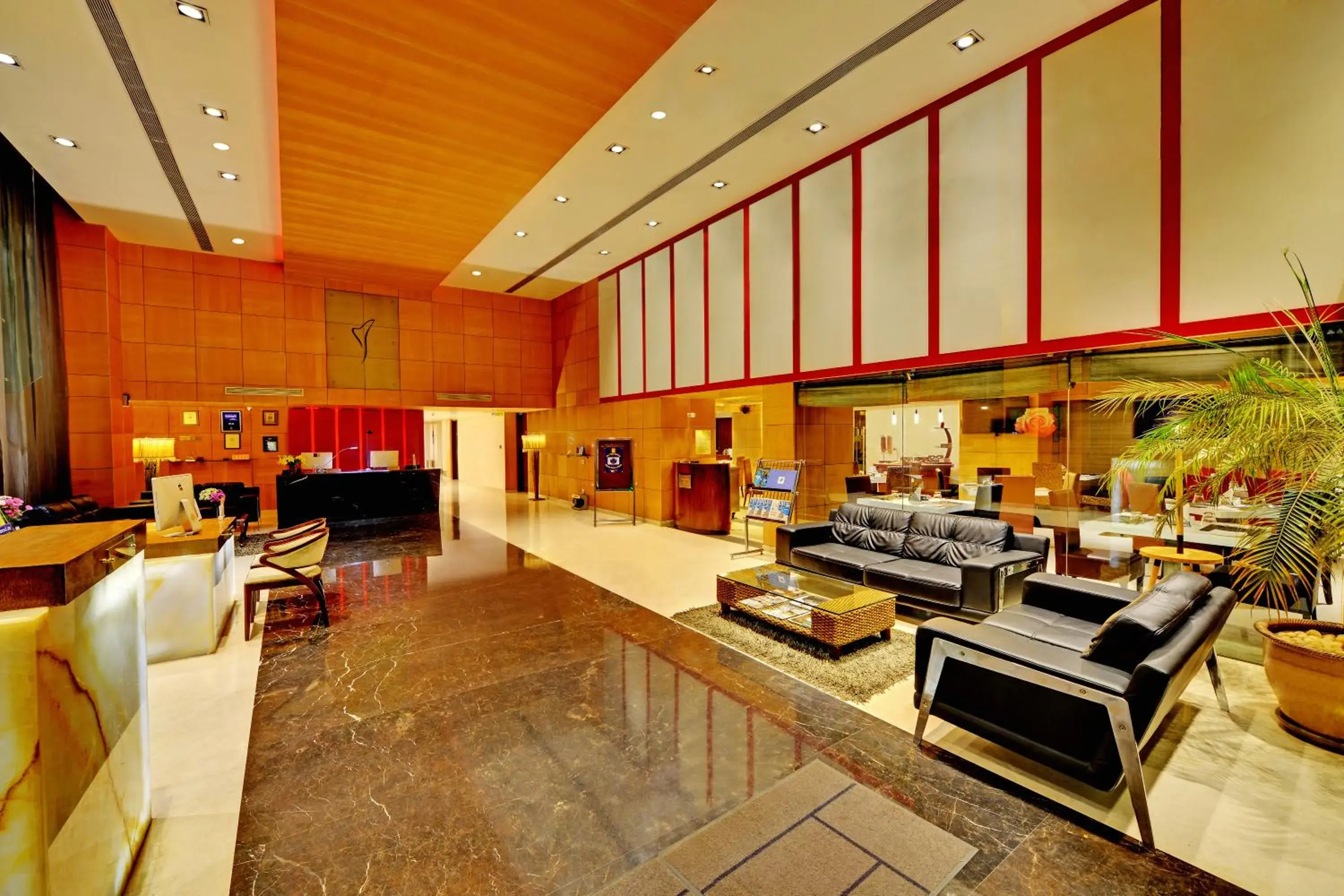Lobby or reception in Iris The Business Hotel Lobby or reception in Iris The Business Hotel