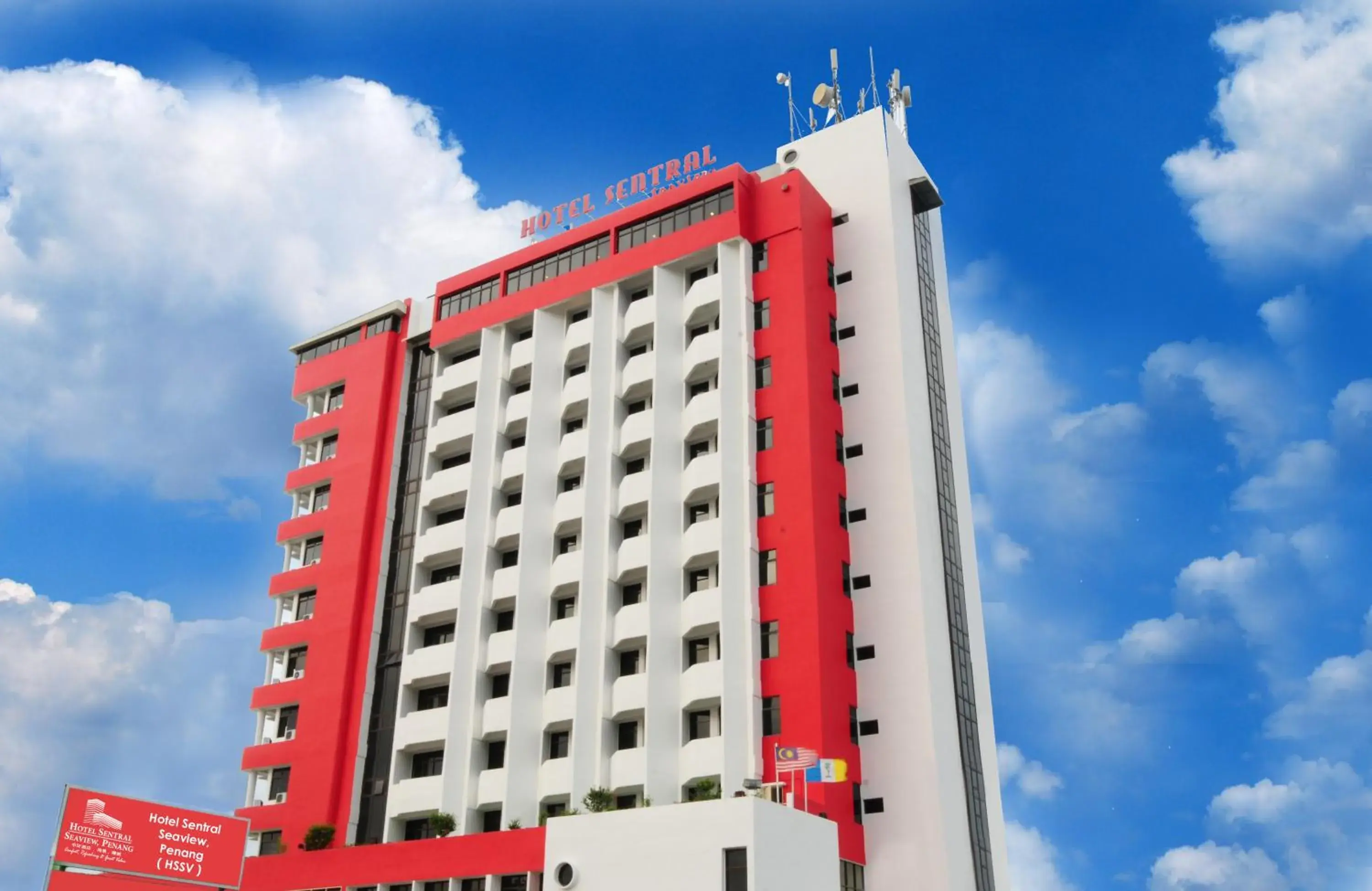 Facade/entrance, Property Building in Hotel Sentral Seaview @ ​Beachfront