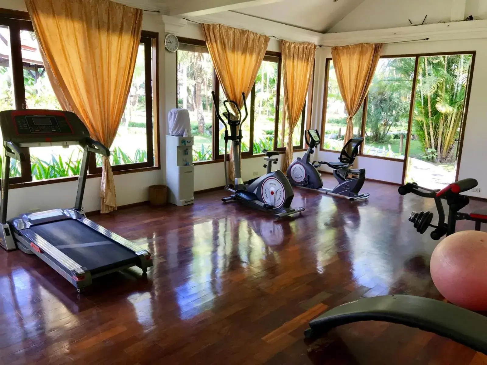 Fitness centre/facilities in Santi Resort & Spa Fitness centre/facilities in Santi Resort & Spa