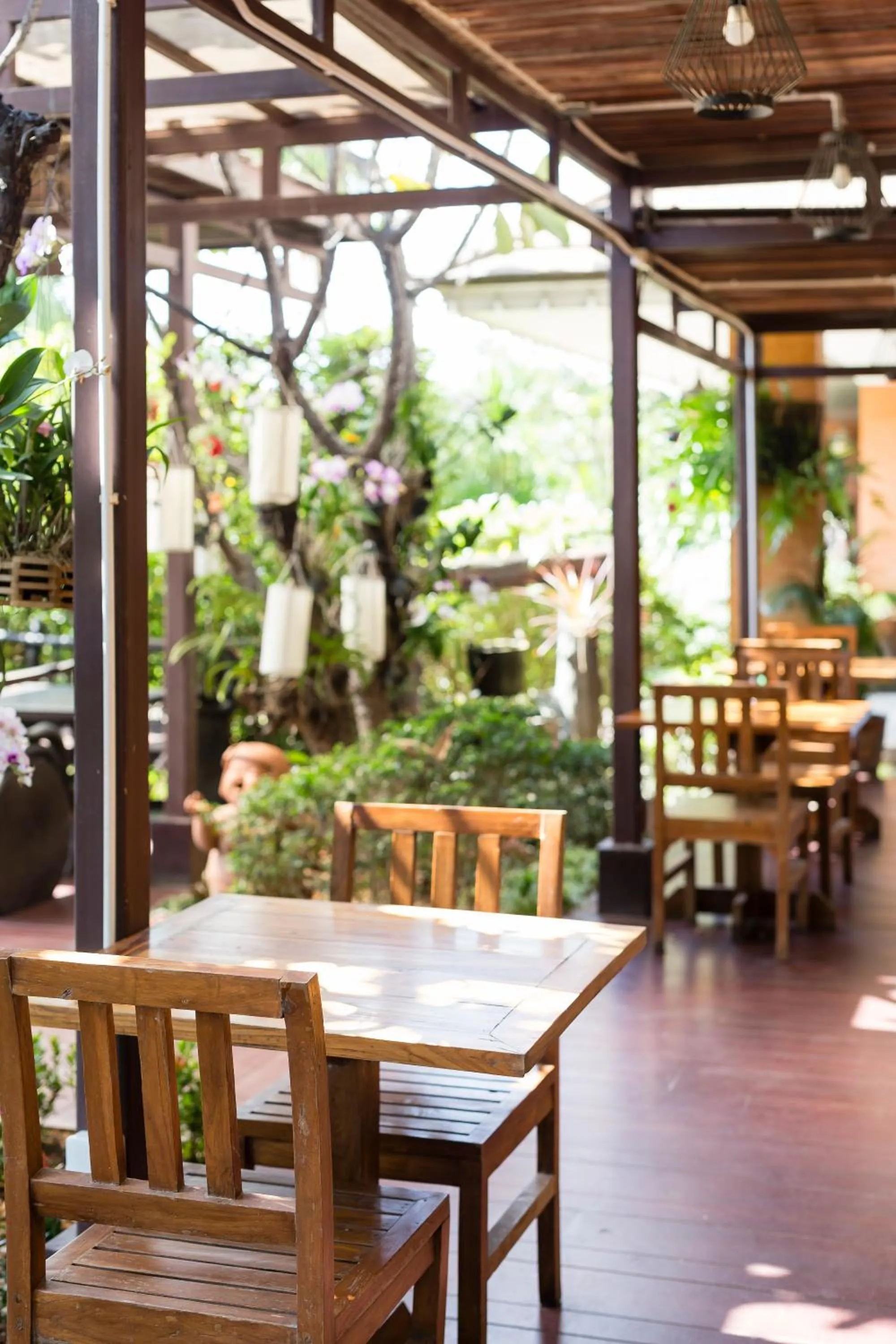 Dining area in Asia Hotels Group (Poonpetch Chiangmai)