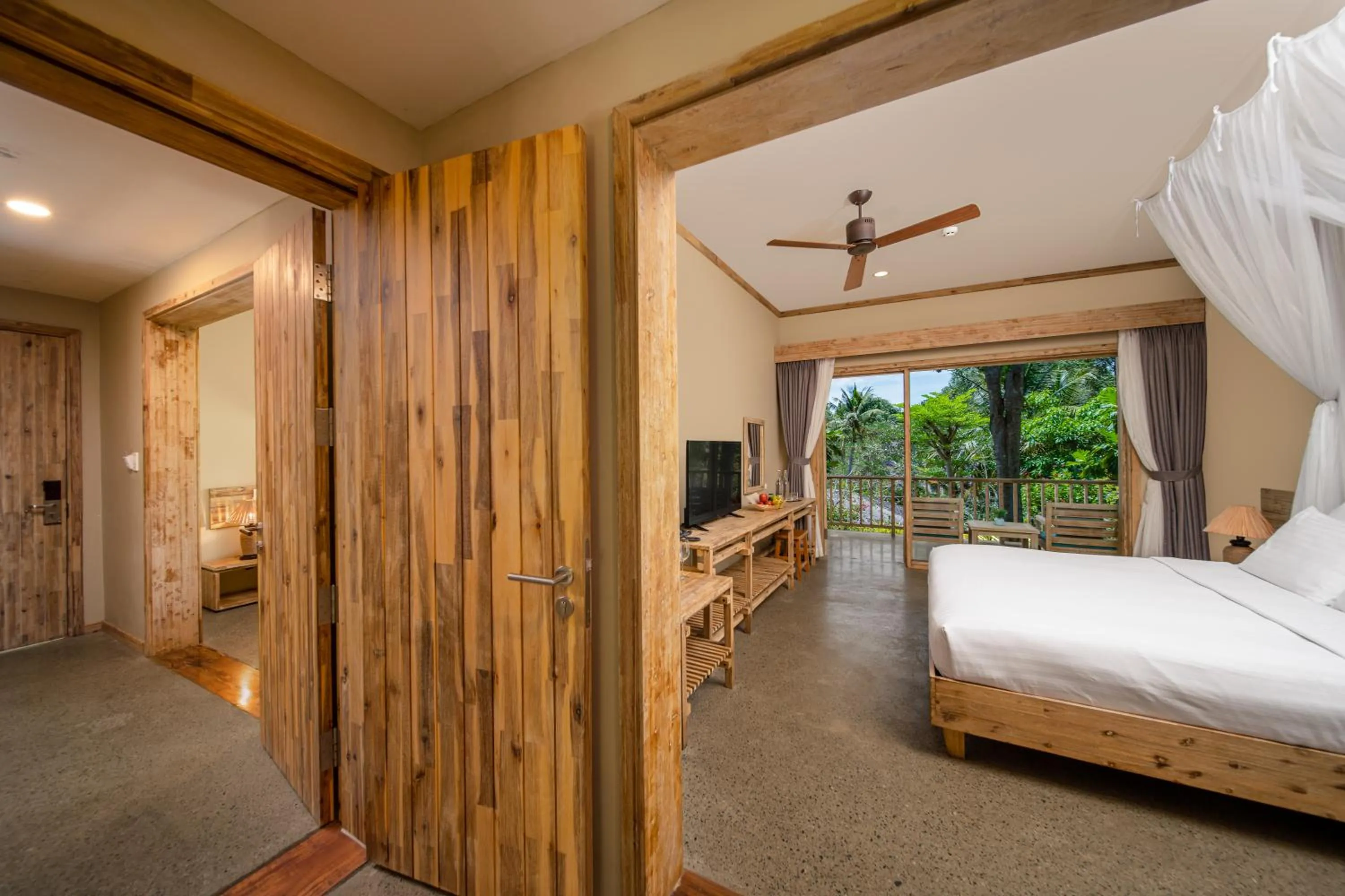 Deluxe Family Bungalow with 2-Bedroom in Lahana Resort Phu Quoc & Spa