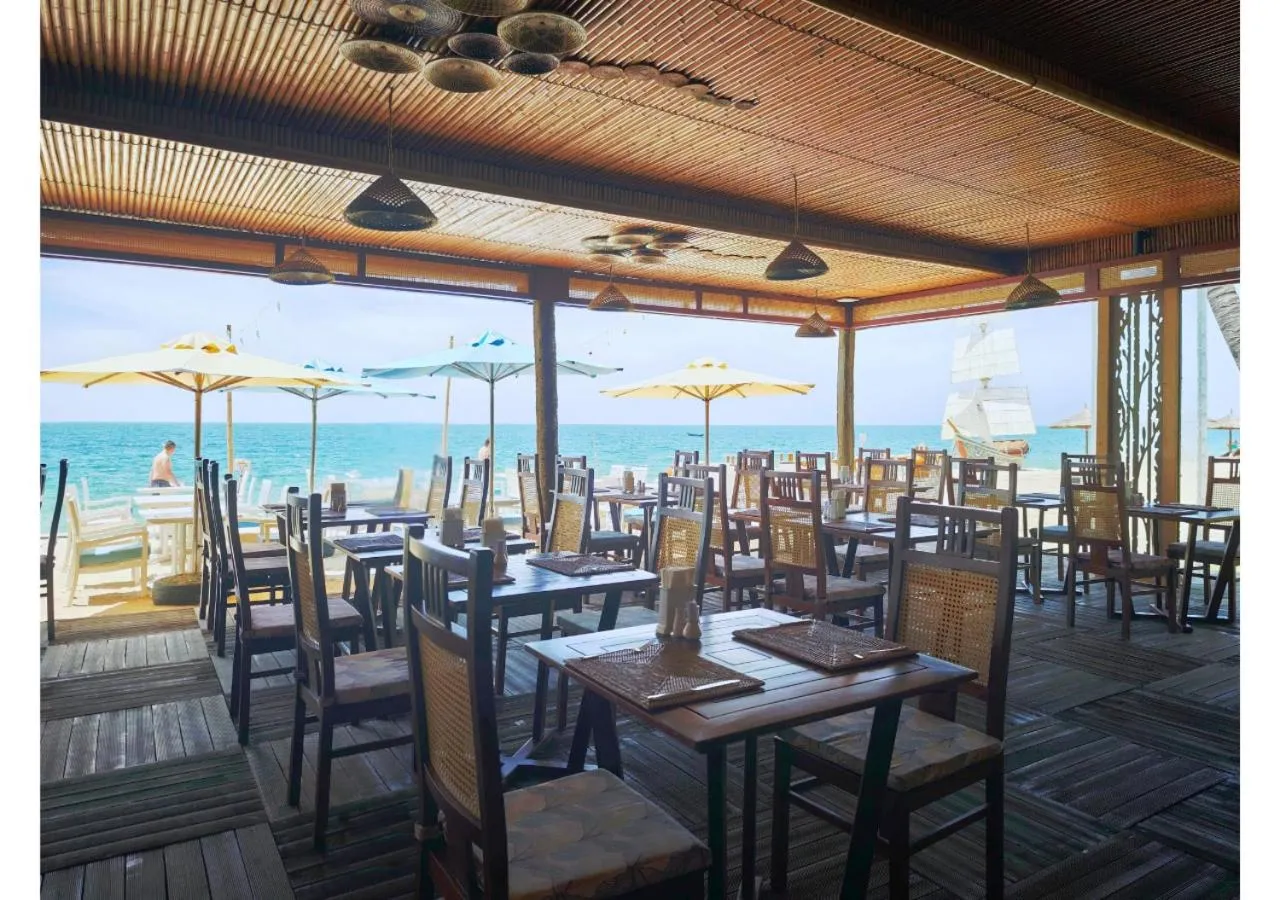 Restaurant/places to eat in Bamboo Village Beach Resort & Spa