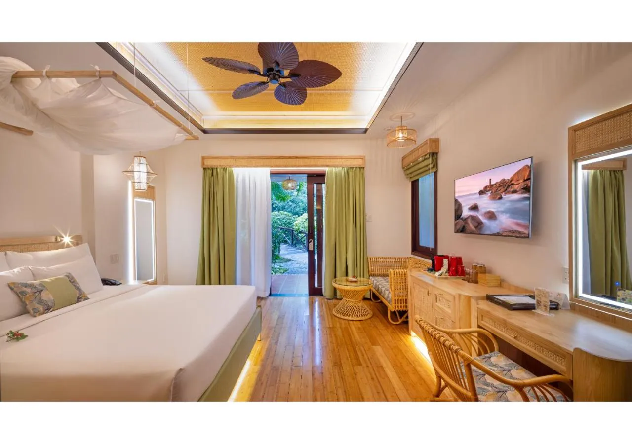 Bedroom, Bed in Bamboo Village Beach Resort & Spa