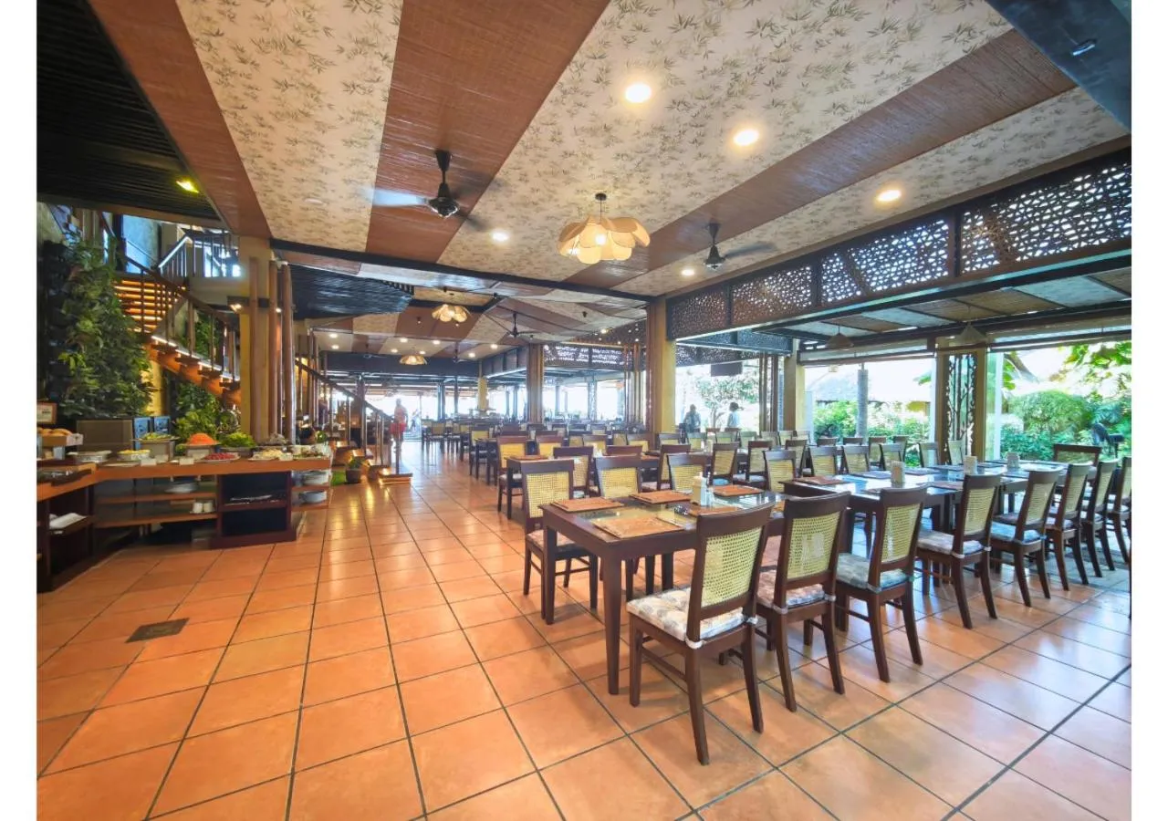 Restaurant/places to eat in Bamboo Village Beach Resort & Spa