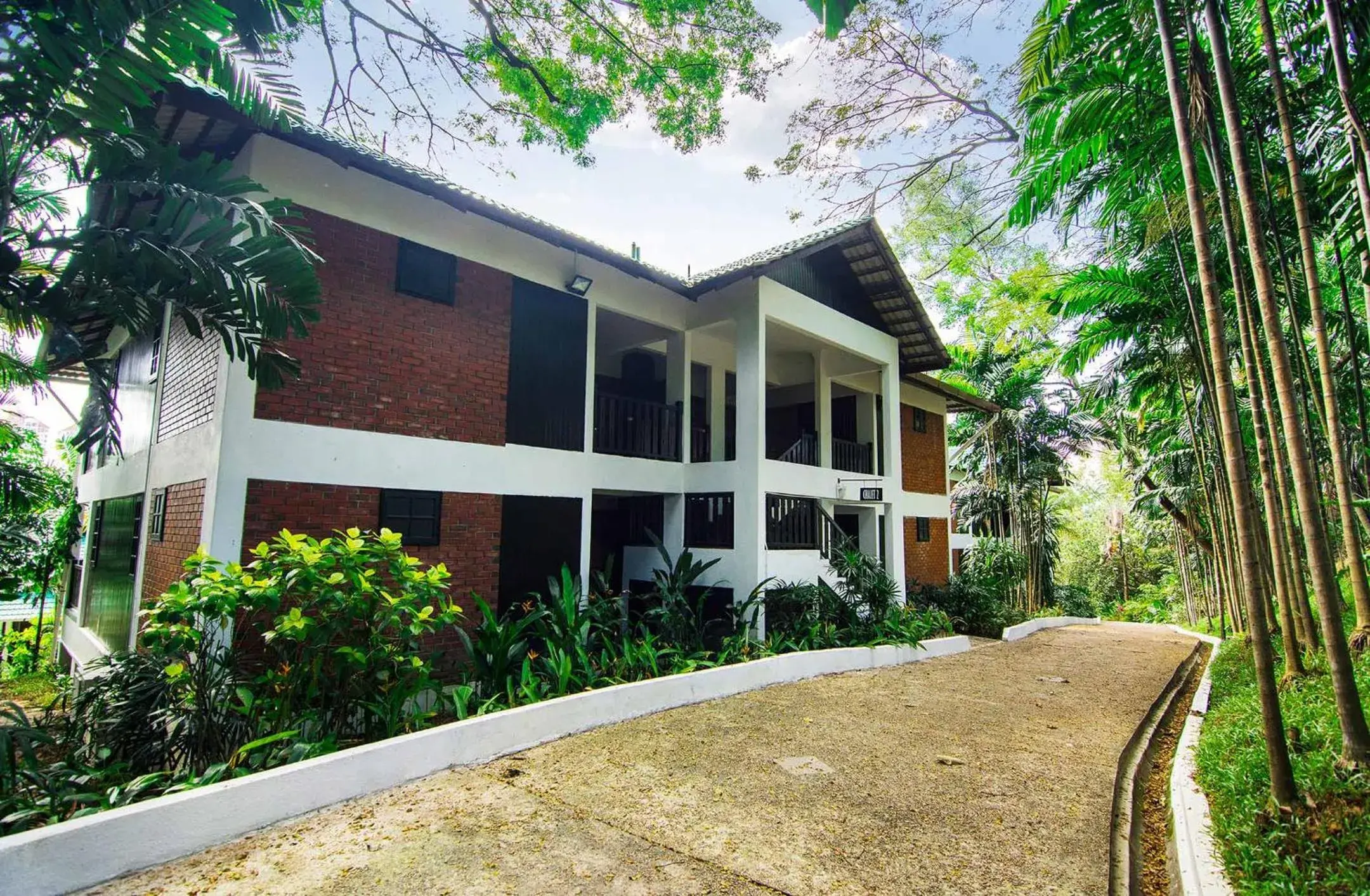 Property building in Mines Beach Resort Hotel Property building in Mines Beach Resort Hotel