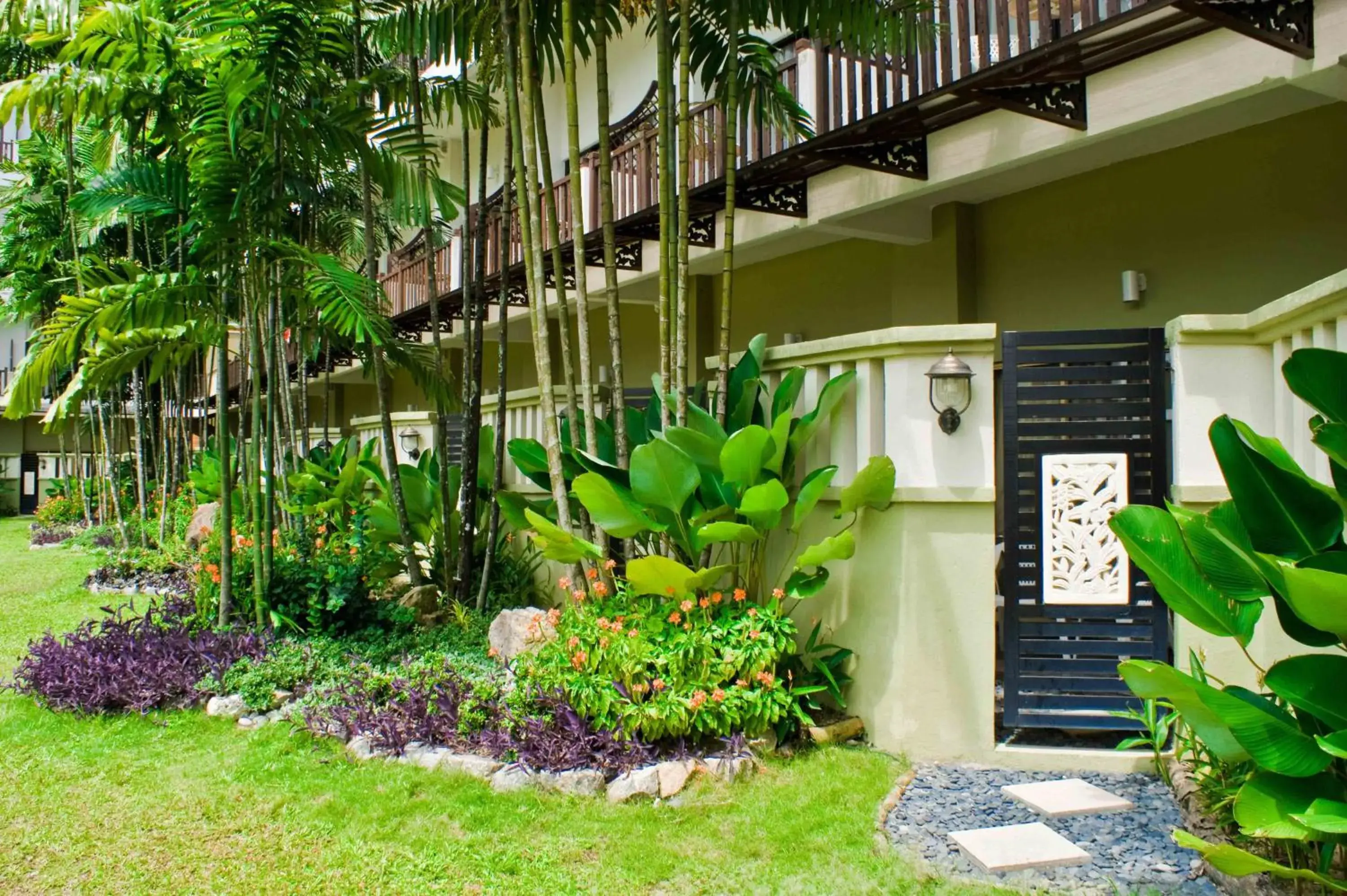 Property building in Mines Beach Resort Hotel Property building in Mines Beach Resort Hotel