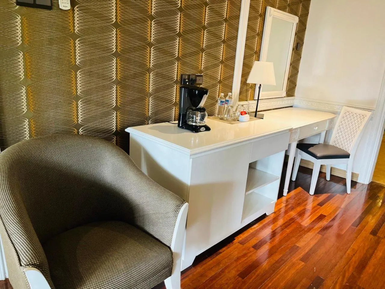 Coffee/tea facilities in Mines Beach Resort Hotel