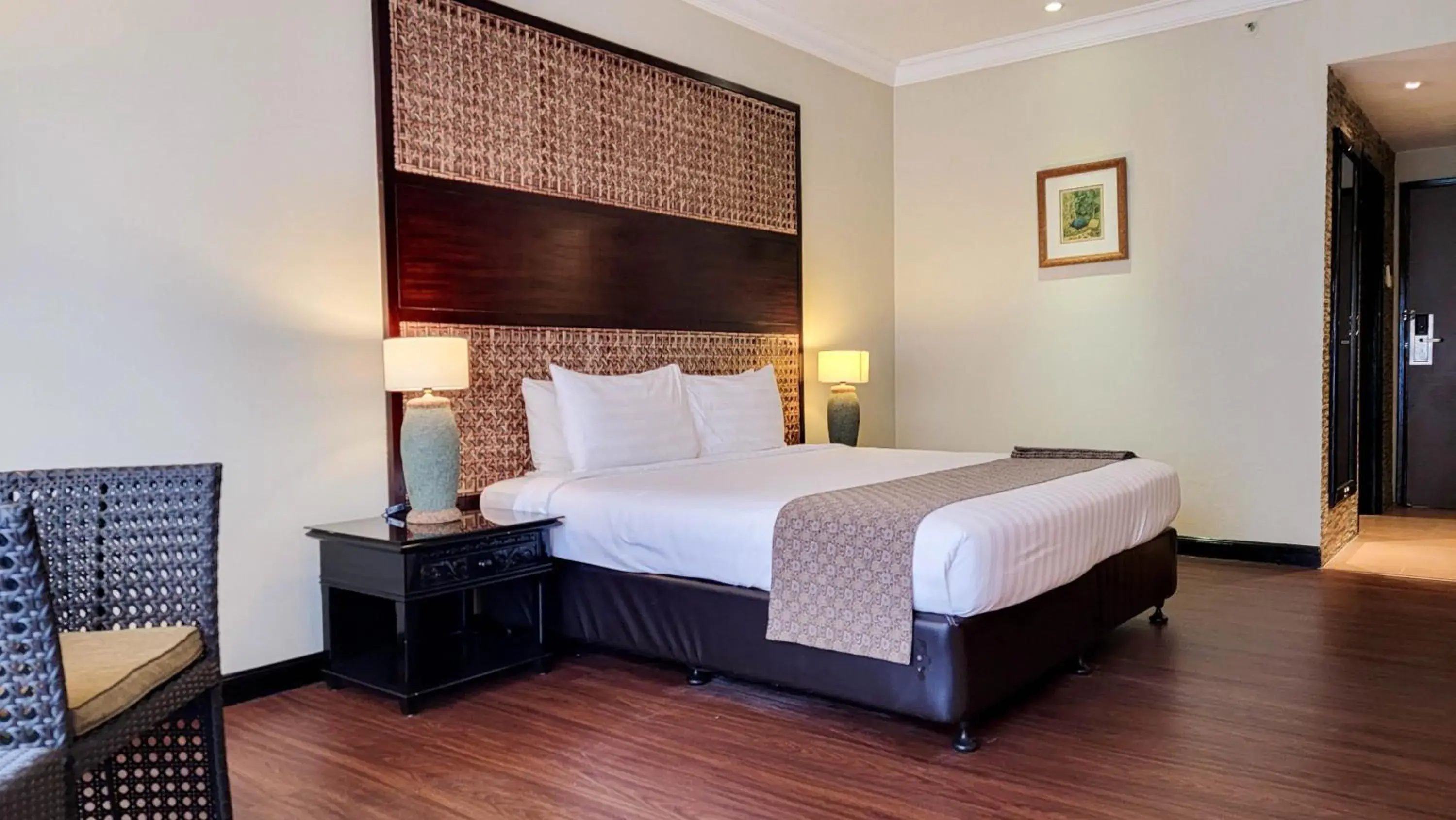 Property building, Bed in Mines Beach Resort Hotel Property building, Bed in Mines Beach Resort Hotel