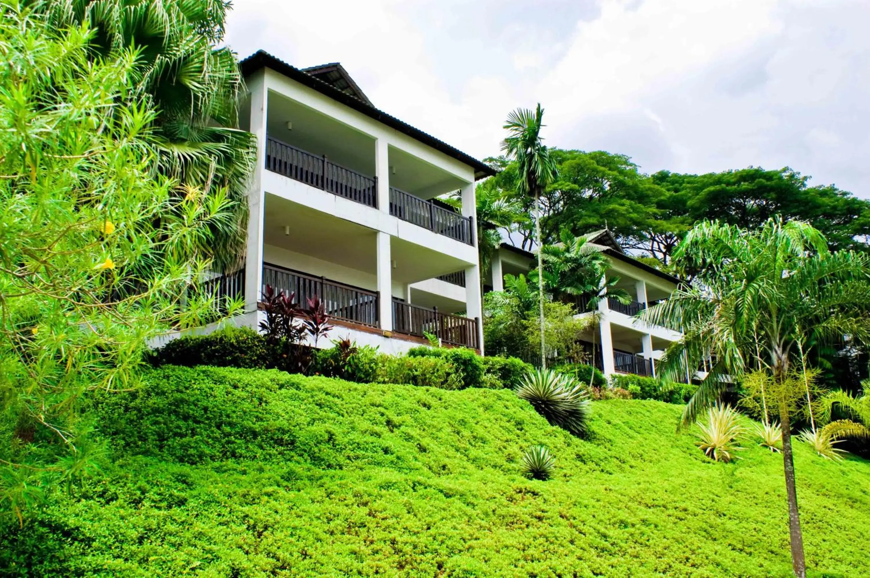 Property building in Mines Beach Resort Hotel Property building in Mines Beach Resort Hotel