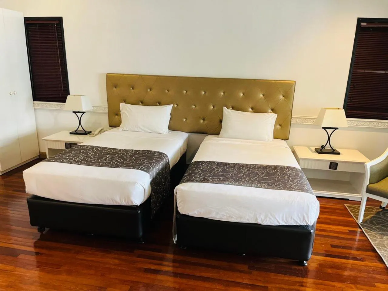 Bedroom, Bed in Mines Beach Resort Hotel