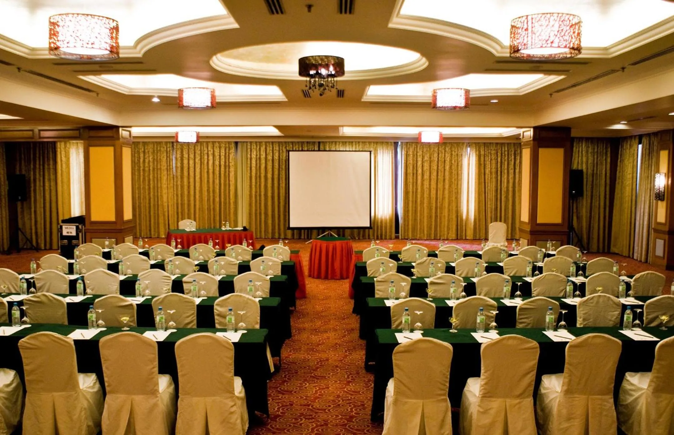 Meeting/conference room in Mines Beach Resort Hotel