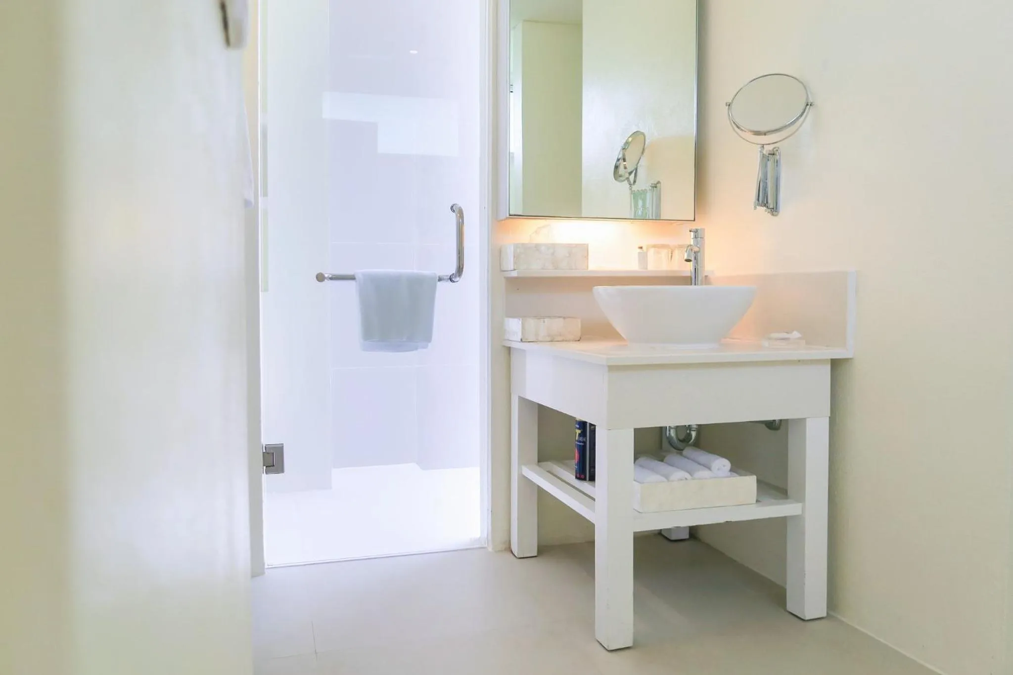 Bathroom in Holiday Inn Resort Kandooma Maldives - Kids Stay & Eat Free and Free Roundtrip Speed Boat for a minimum 4 nights stay