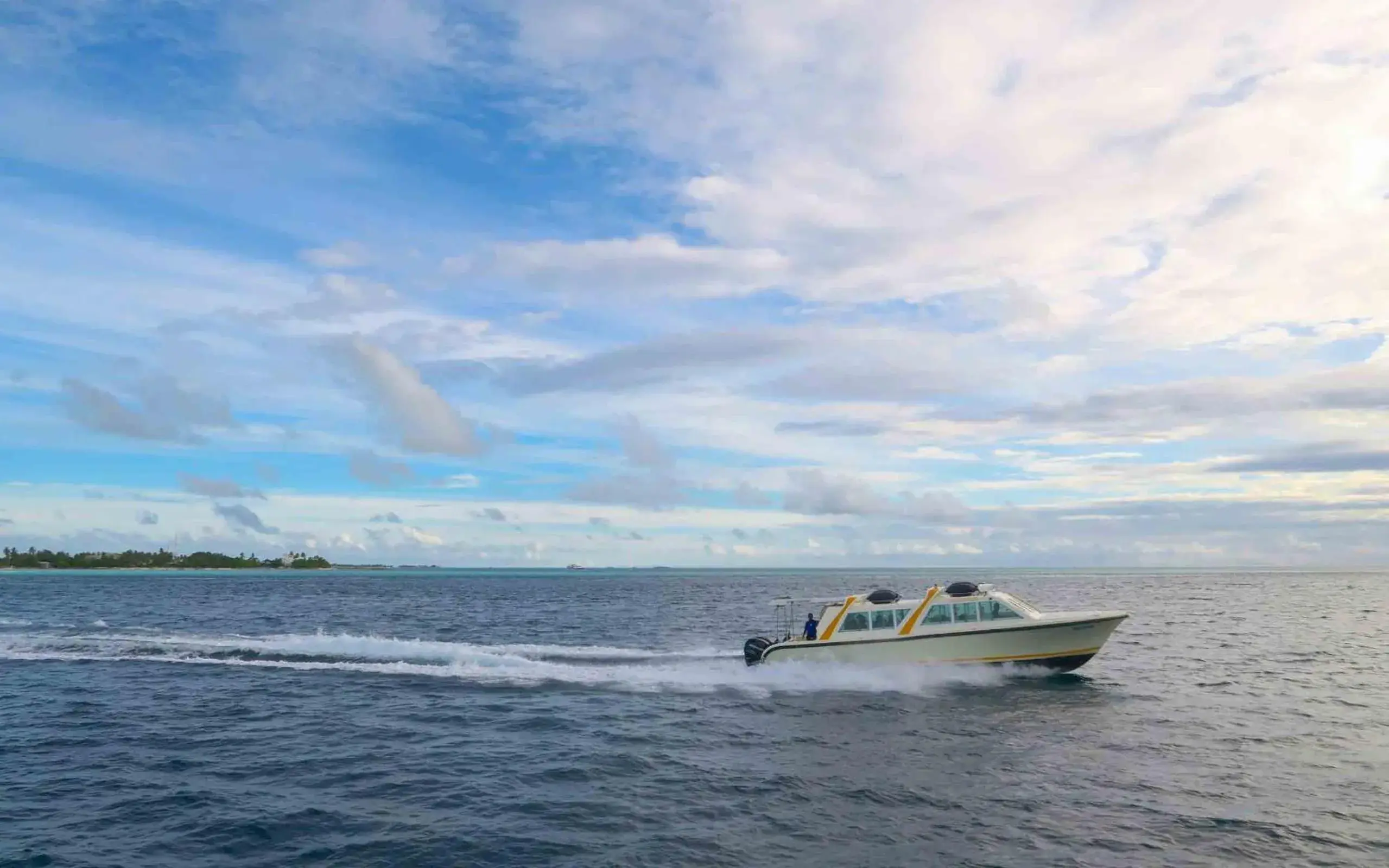 Sea view in Holiday Inn Resort Kandooma Maldives - Kids Stay & Eat Free and Free Roundtrip Speed Boat for a minimum 4 nights stay Sea view in Holiday Inn Resort Kandooma Maldives - Kids Stay & Eat Free and Free Roundtrip Speed Boat for a minimum 4 nights stay