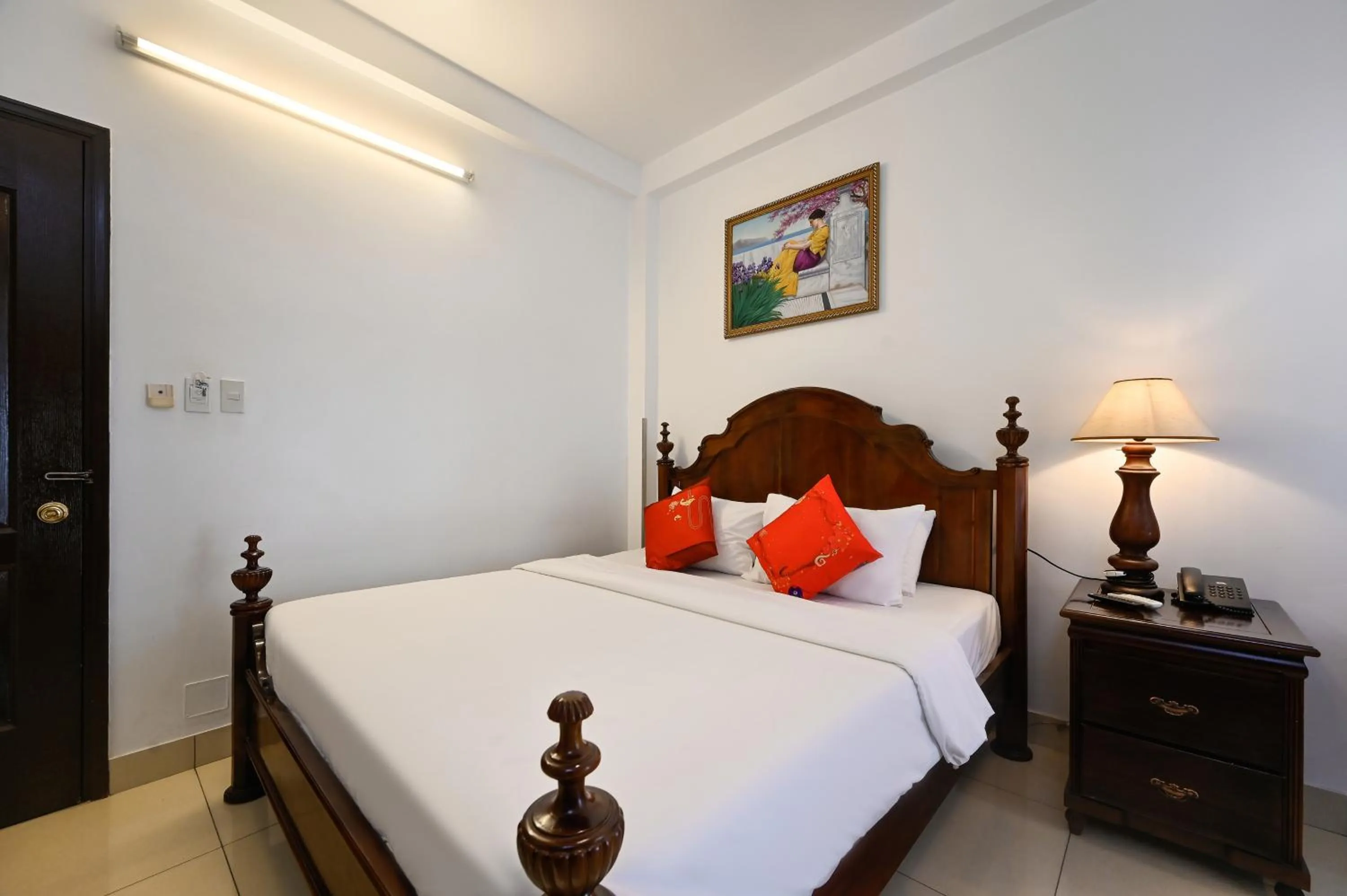 Bed in Halo Boutique Ben Thanh Hotel