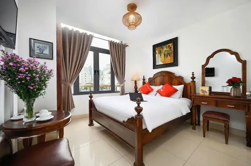 Bed in Halo Boutique Ben Thanh Hotel