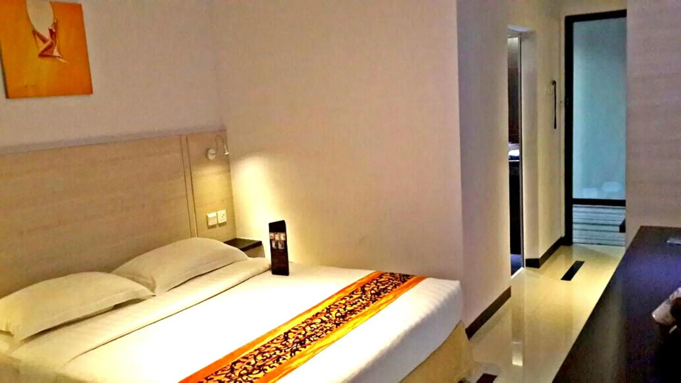 Bedroom in 89 Hotel Bedroom in 89 Hotel