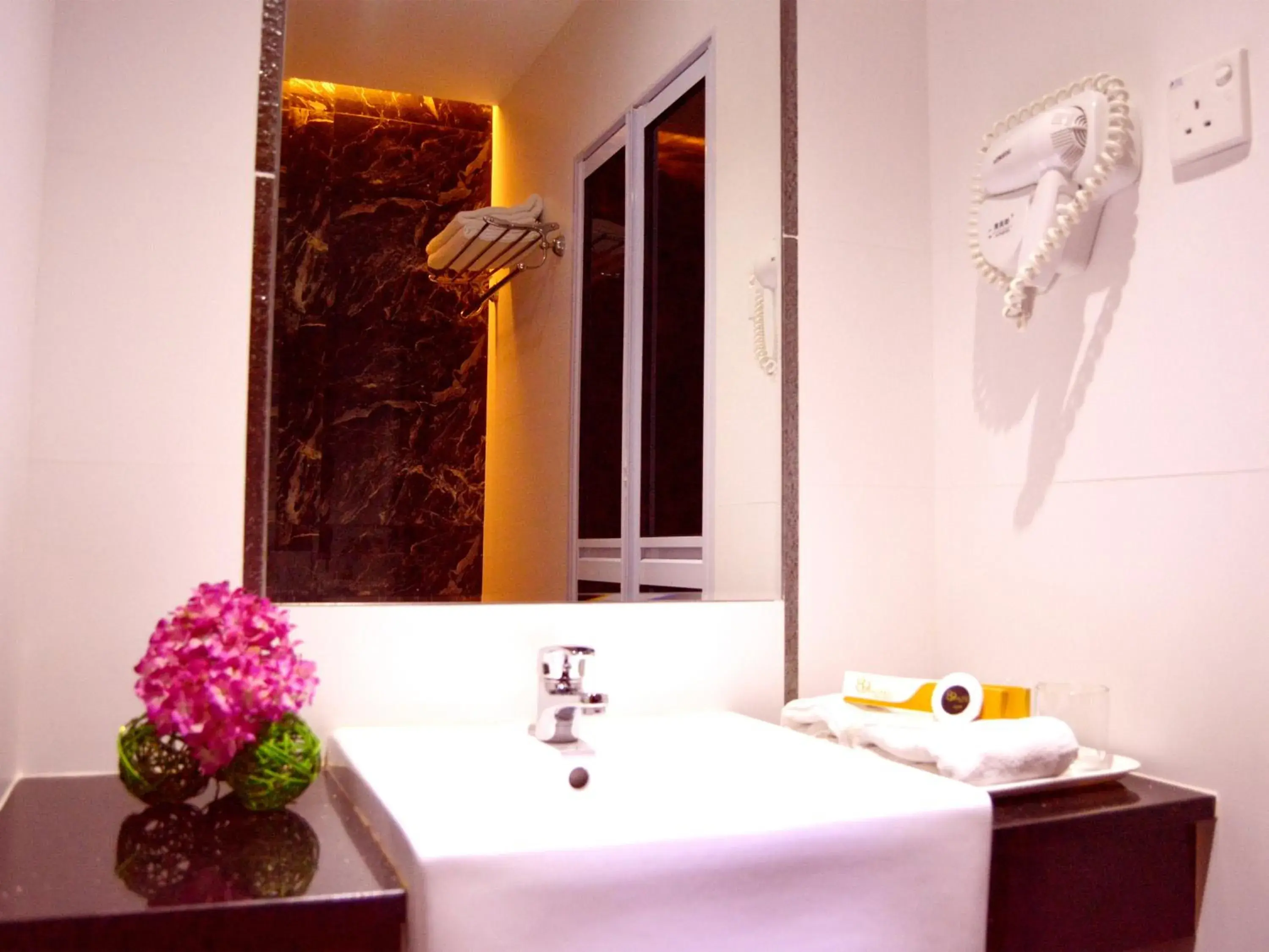 Bathroom in 89 Hotel Bathroom in 89 Hotel