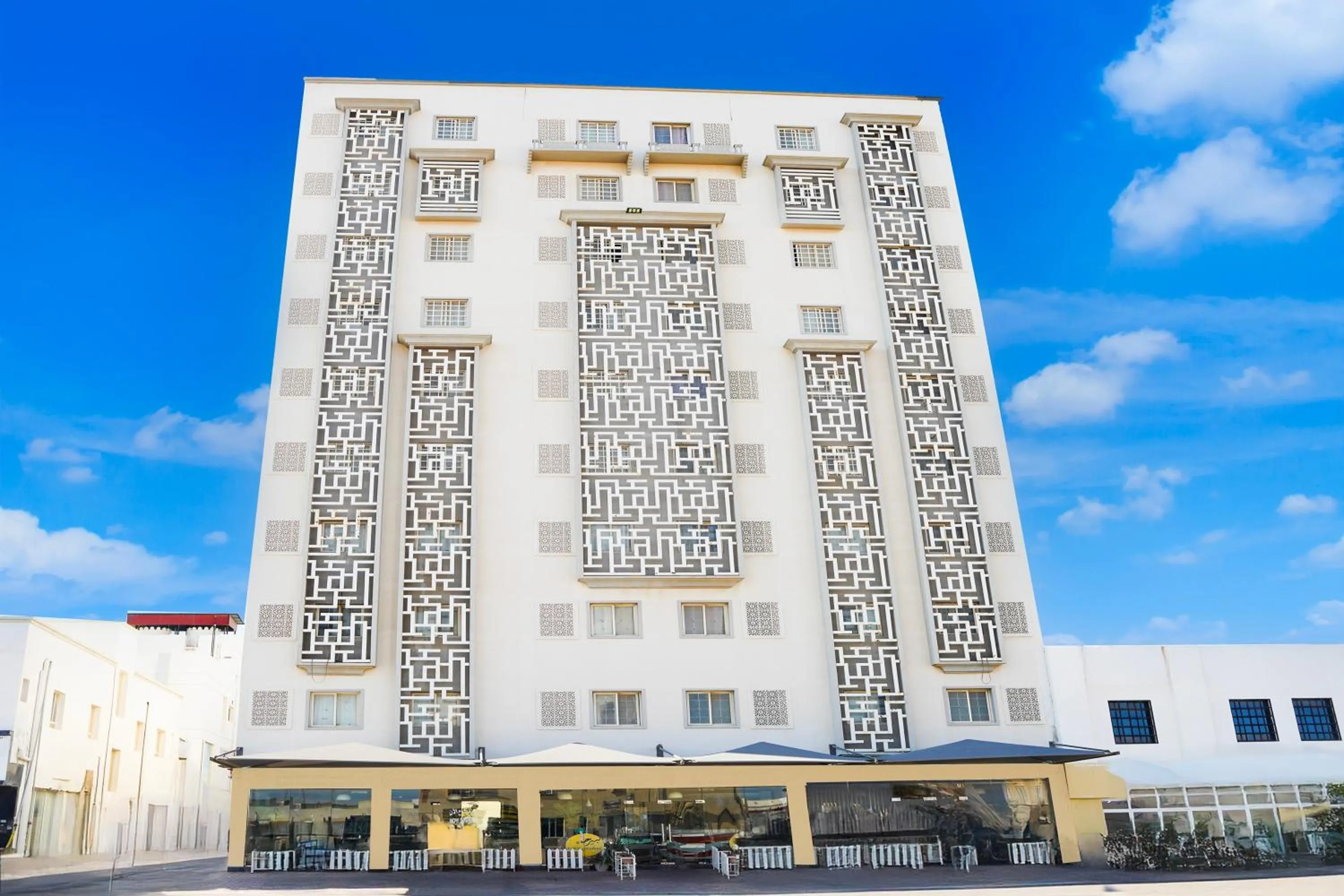 Facade/entrance in Albayrahaa Hotel