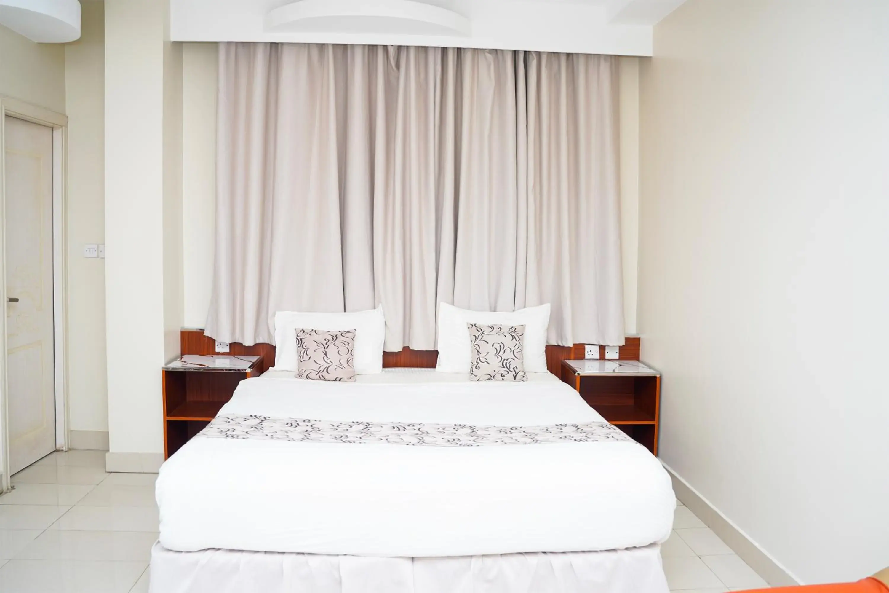 Standard King Room in Albayrahaa Hotel Standard King Room in Albayrahaa Hotel