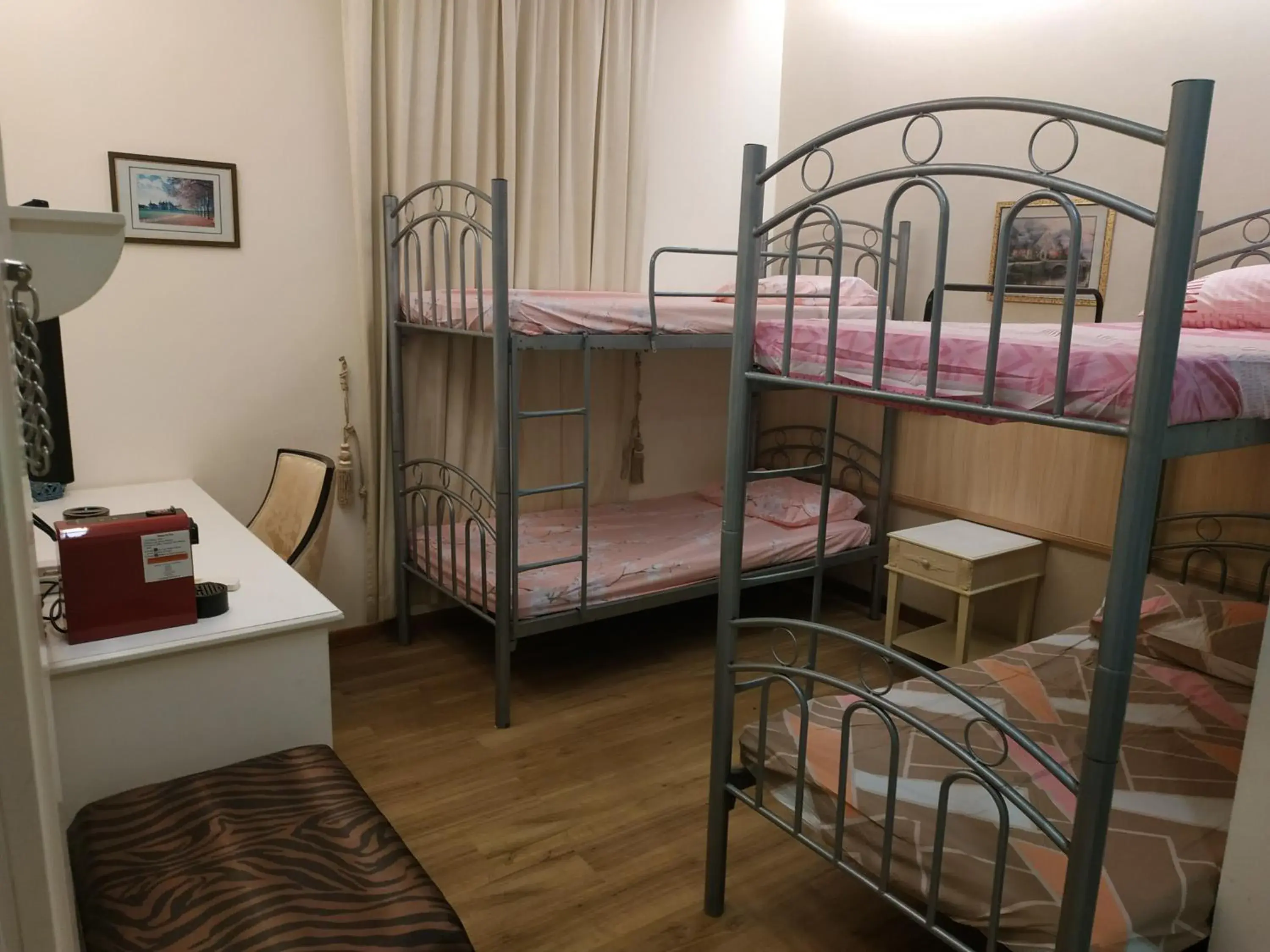 bunk bed, Bed in Jayleen 1918 bunk bed, Bed in Jayleen 1918