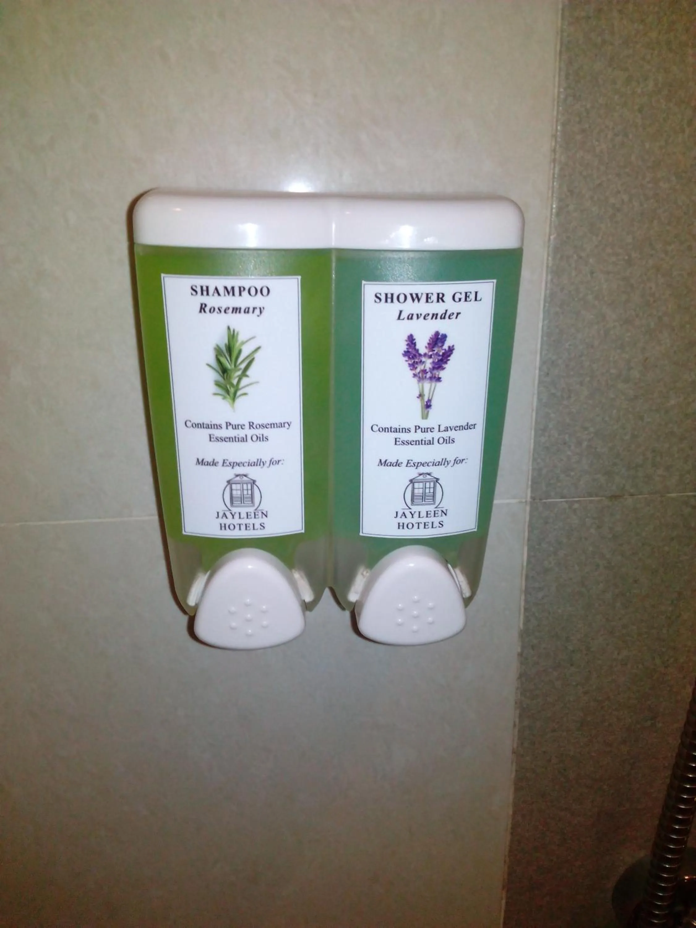 Shower in Jayleen 1918