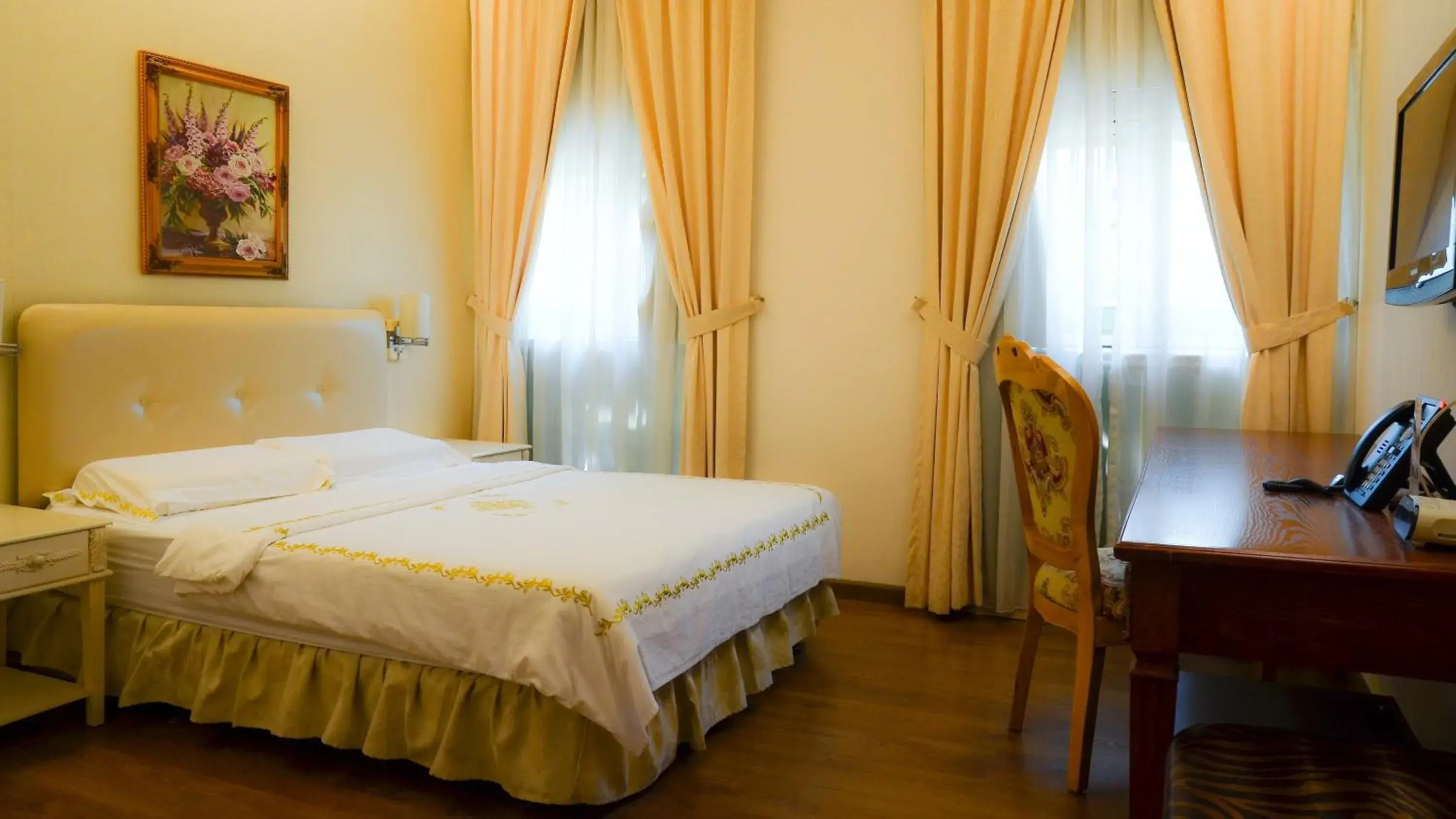 Photo of the whole room, Bed in Jayleen 1918 Photo of the whole room, Bed in Jayleen 1918