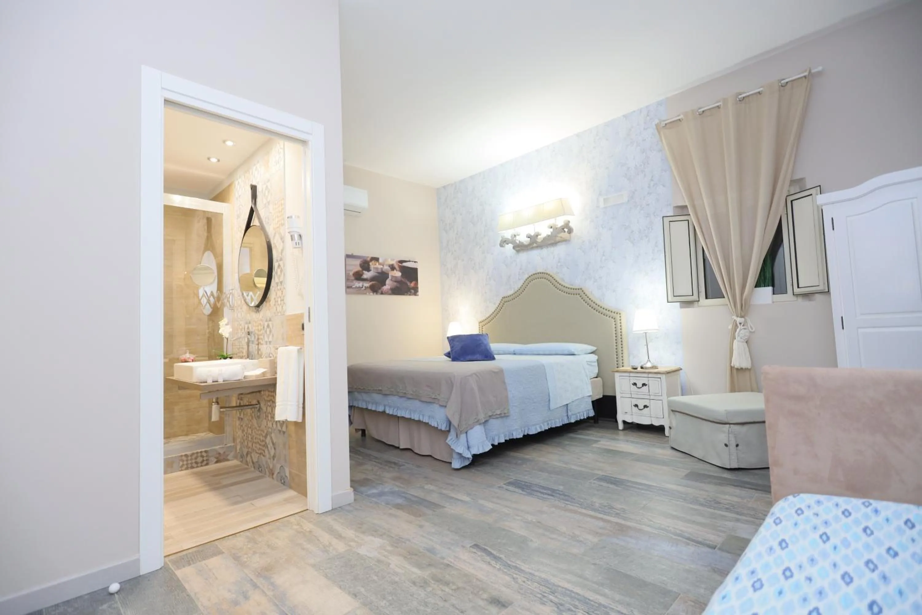 Quadruple Room with Terrace - single occupancy in Relais Dea Degli Ulivi