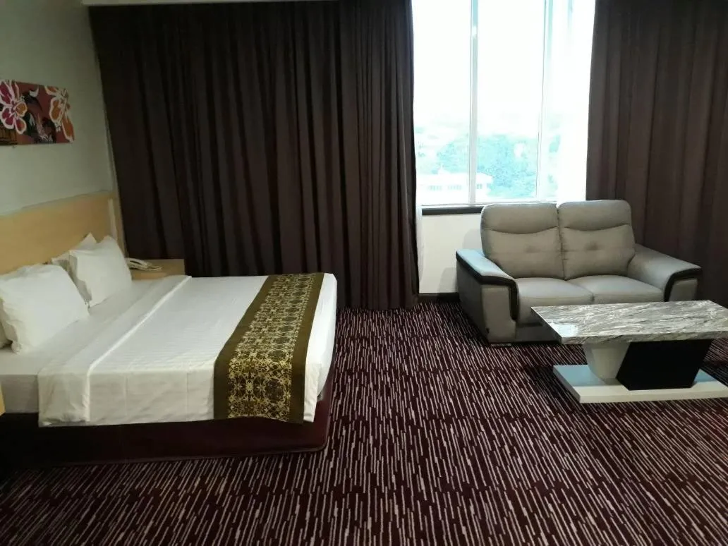 Bed in RHR Hotel Kajang