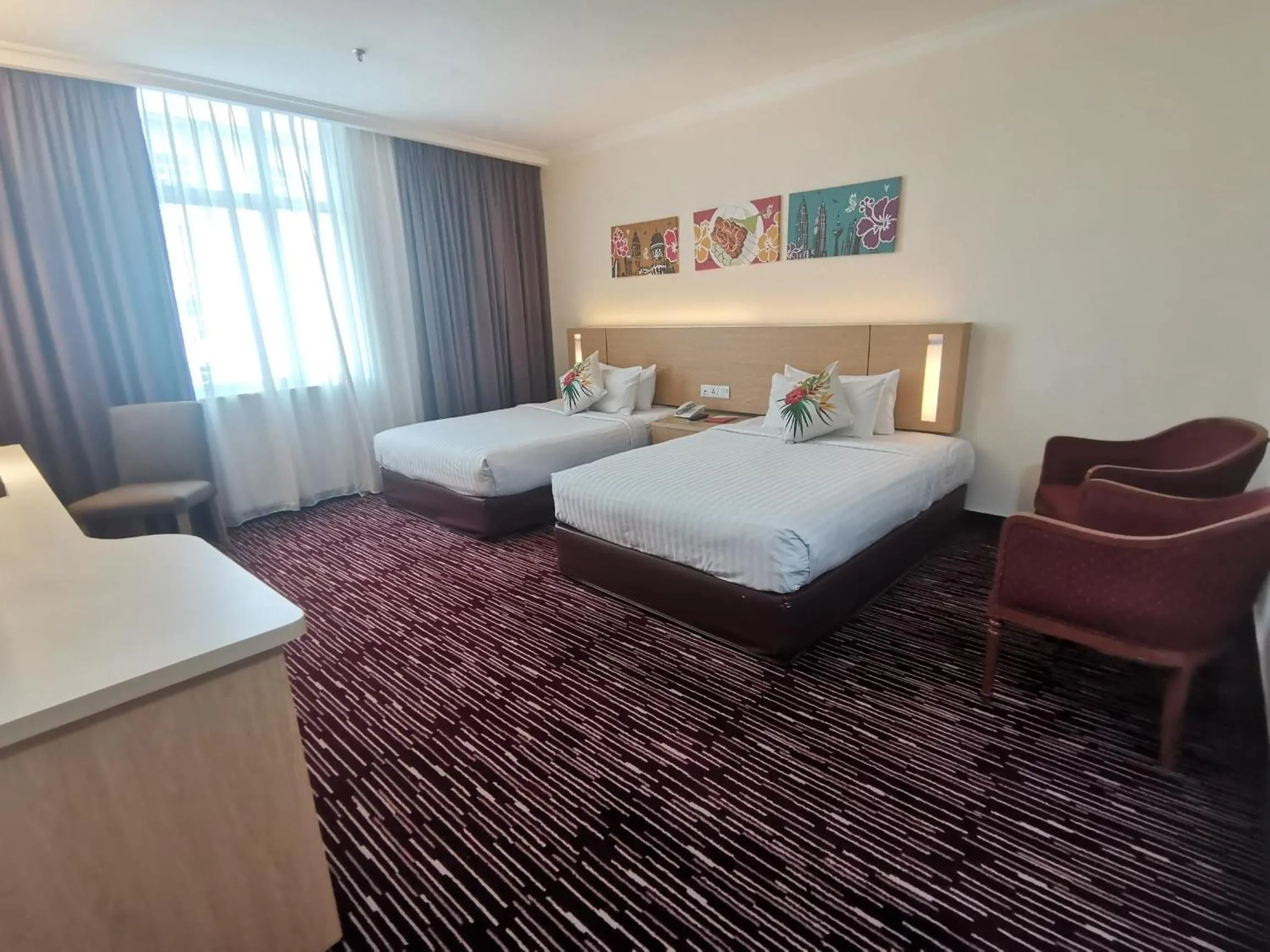 Bed in RHR Hotel Kajang