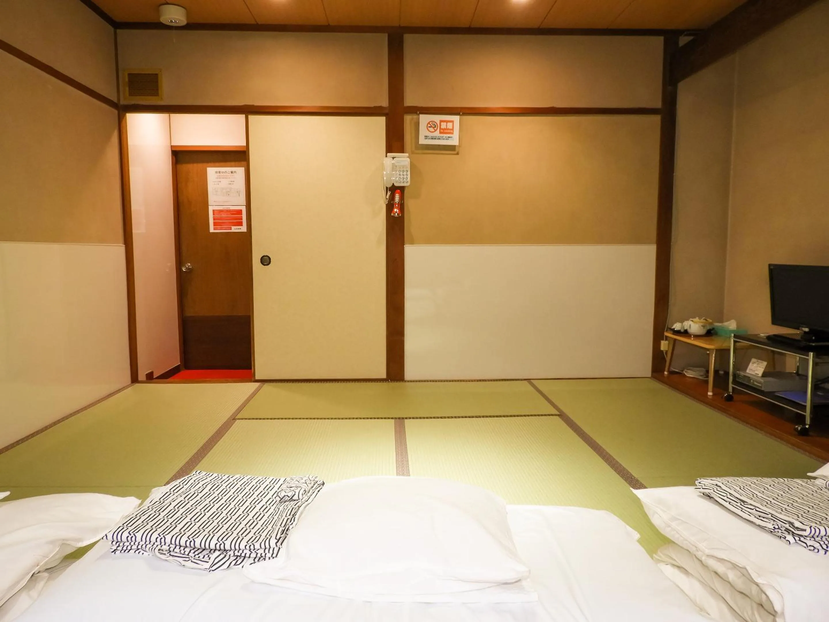 Photo of the whole room, Bed in Yamamoto Ryokan