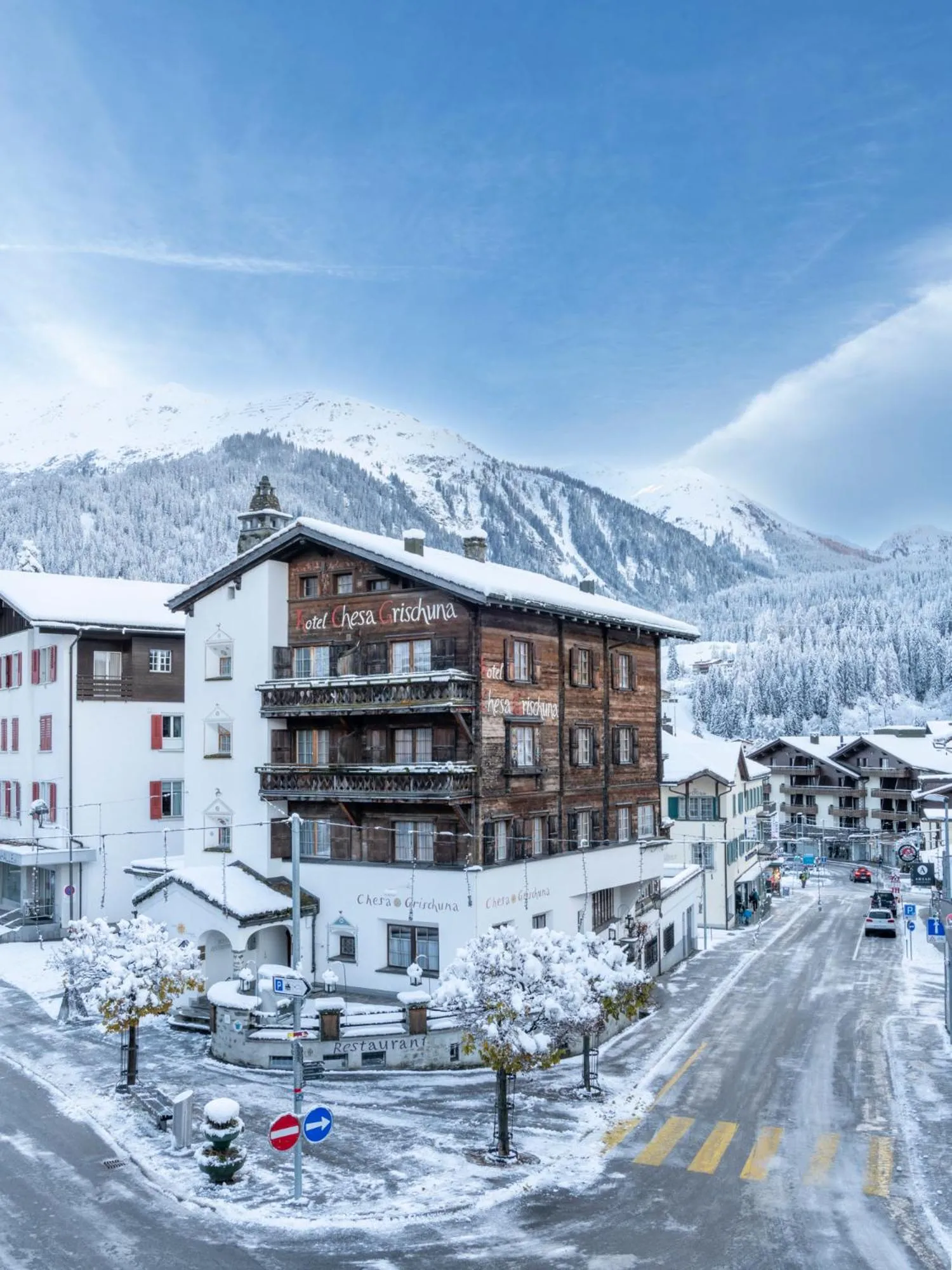Property building in Hotel Chesa Grischuna