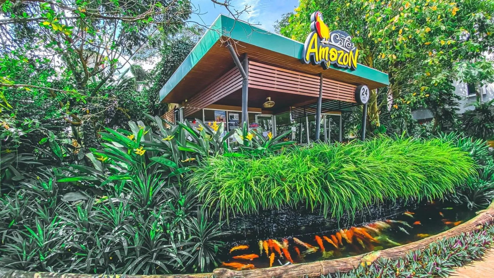 On-site shops in K2 Hotel at Thachang