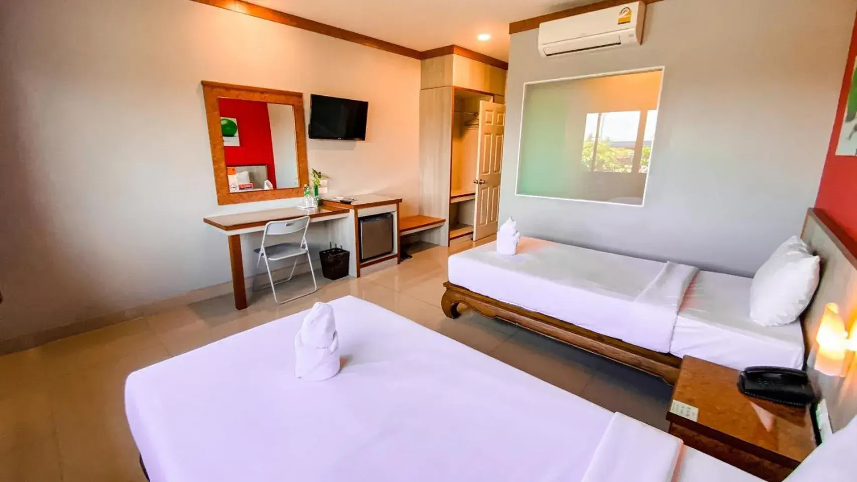 Economy Twin Room in K2 Hotel at Thachang Economy Twin Room in K2 Hotel at Thachang