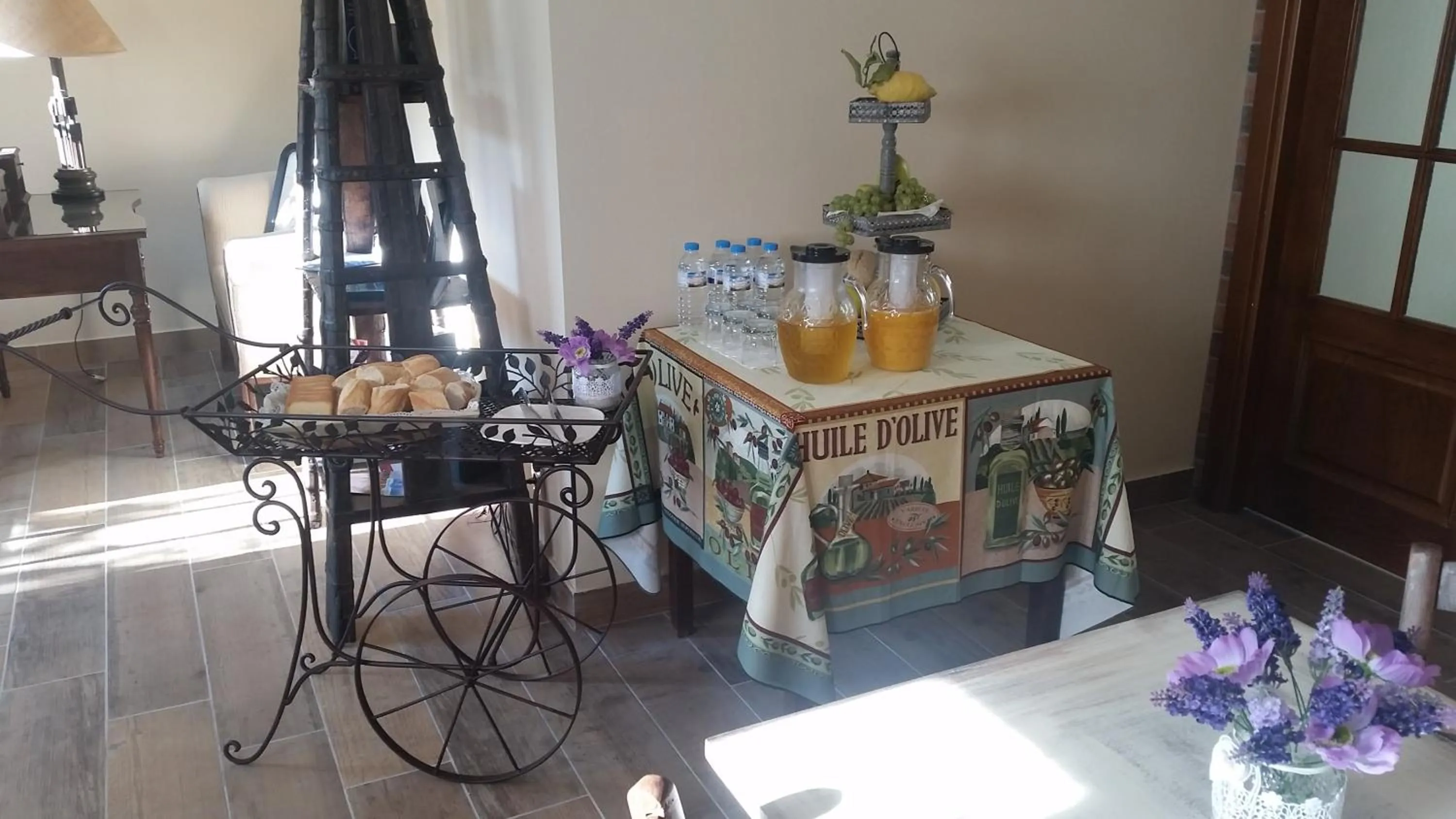 Breakfast in B&B Villa Blanche