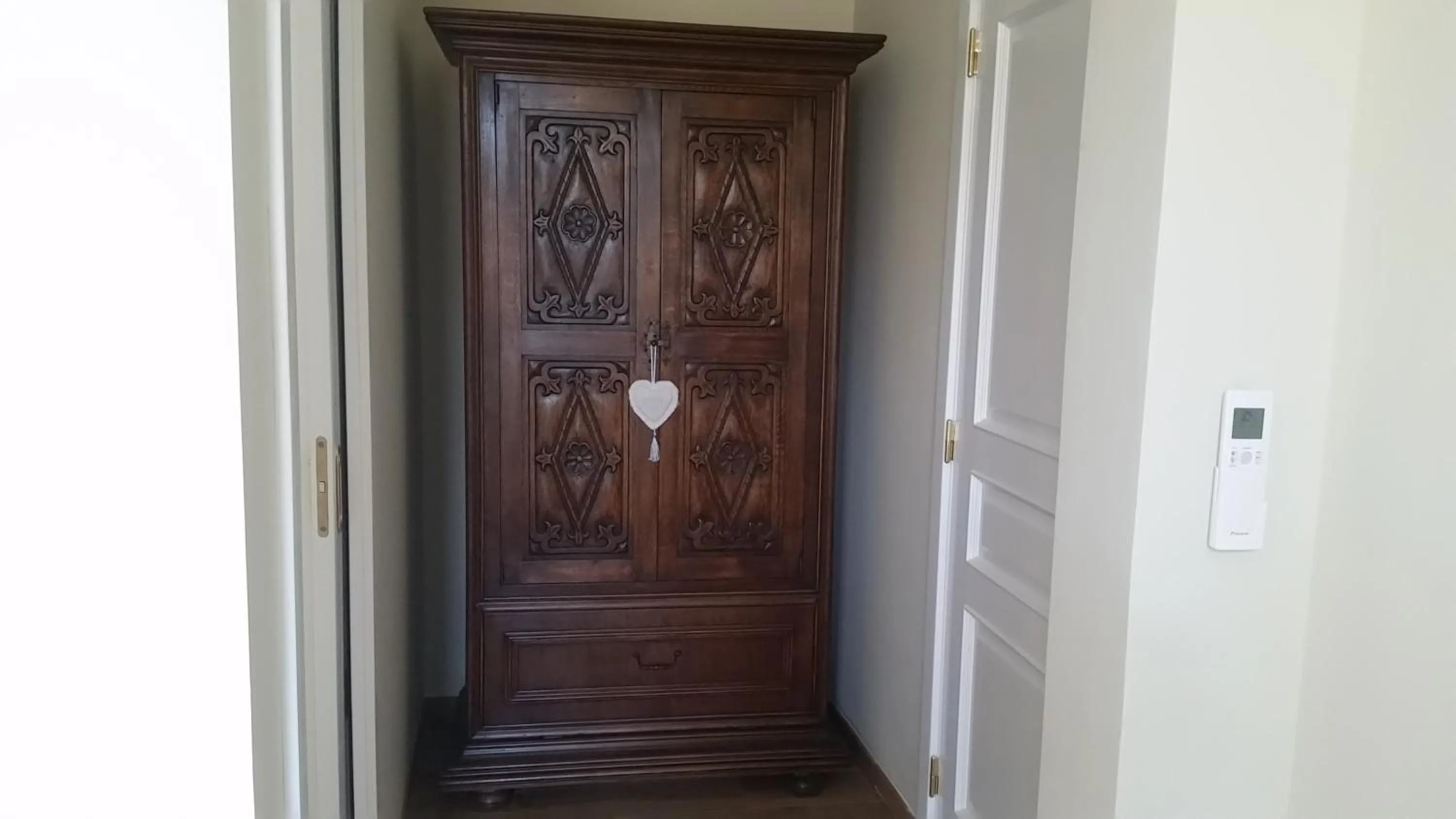 Decorative detail in B&B Villa Blanche