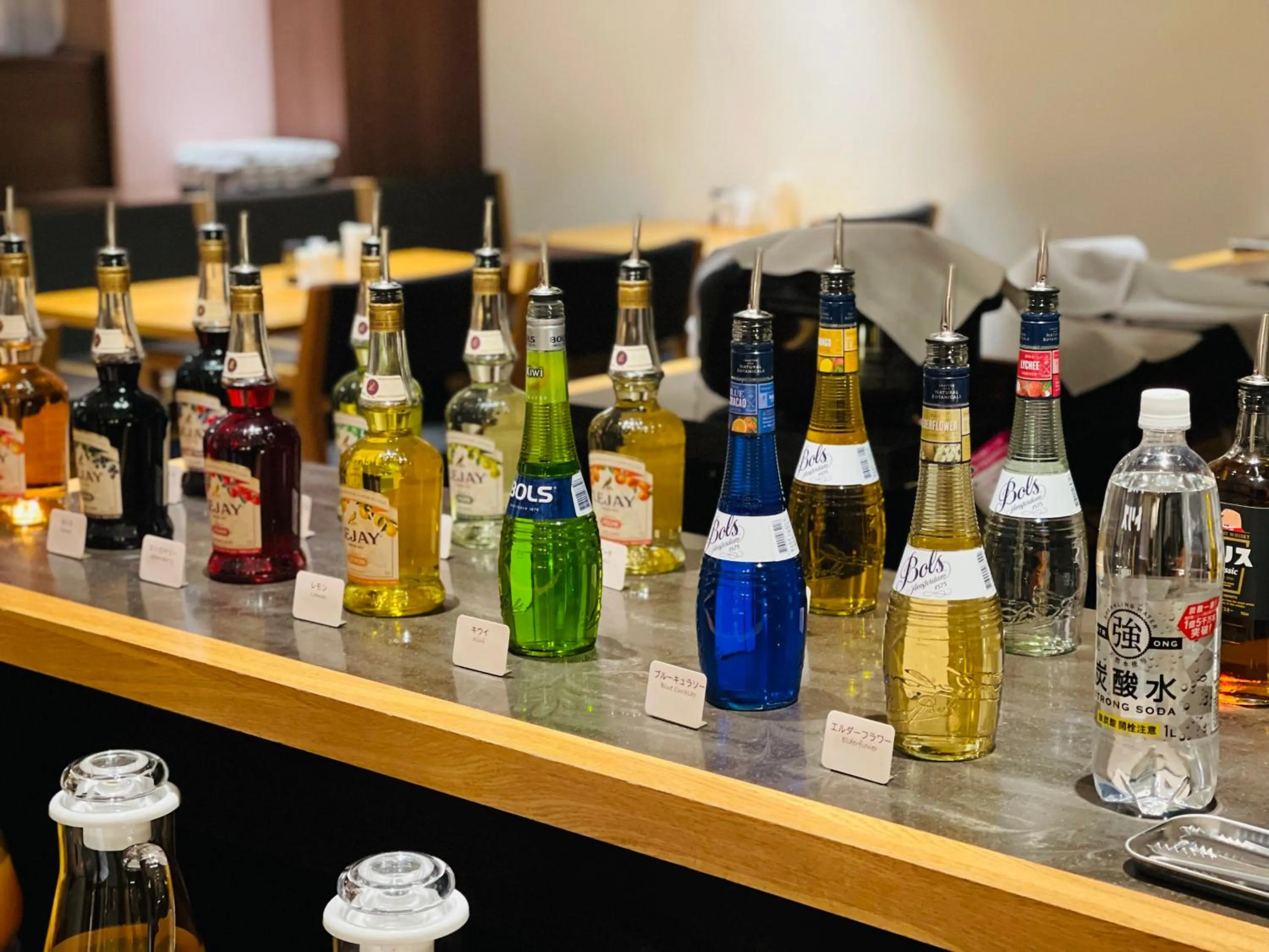 Lounge or bar in Henn na Hotel Tokyo Nishikasai